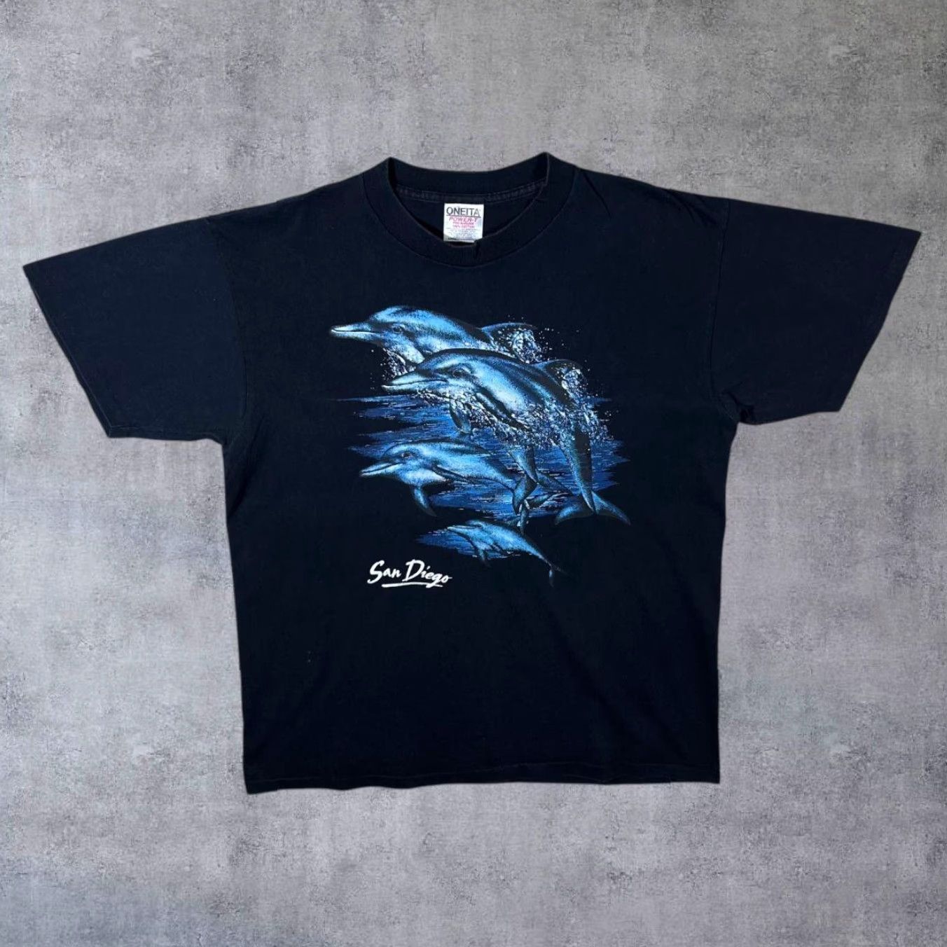 Vintage Vintage Oneita San Diego Dolphin Wildlife Graphic Black T-Shirt Large Men's Regular Cotton 90s Womens? Size US L / EU 52-54 / 3 - 2 Thumbnail