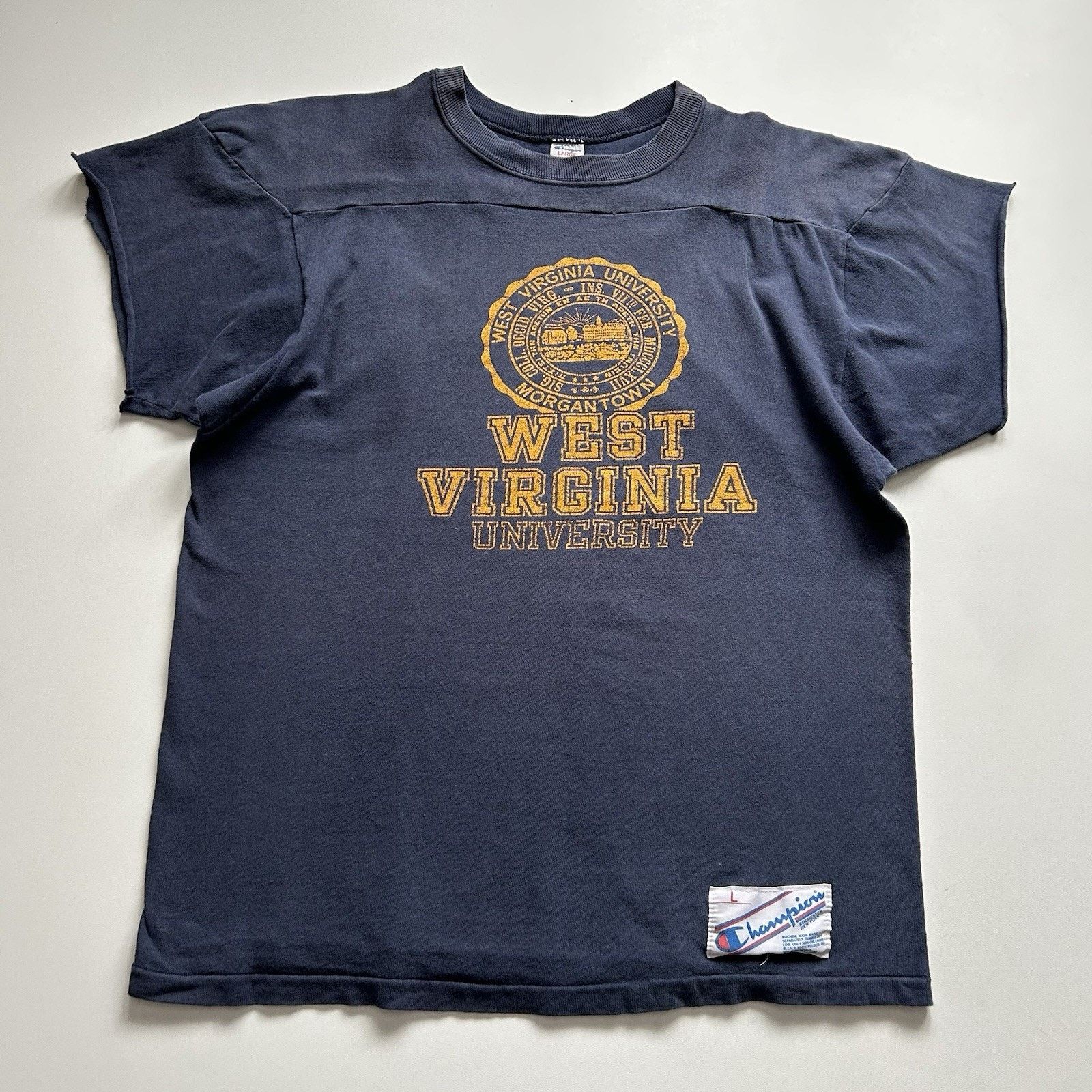 Champion × NCAA × Vintage Vintage 80s West Virginia University Champion T Shirt Large Size US L / EU 52-54 / 3 - 1 Thumbnail