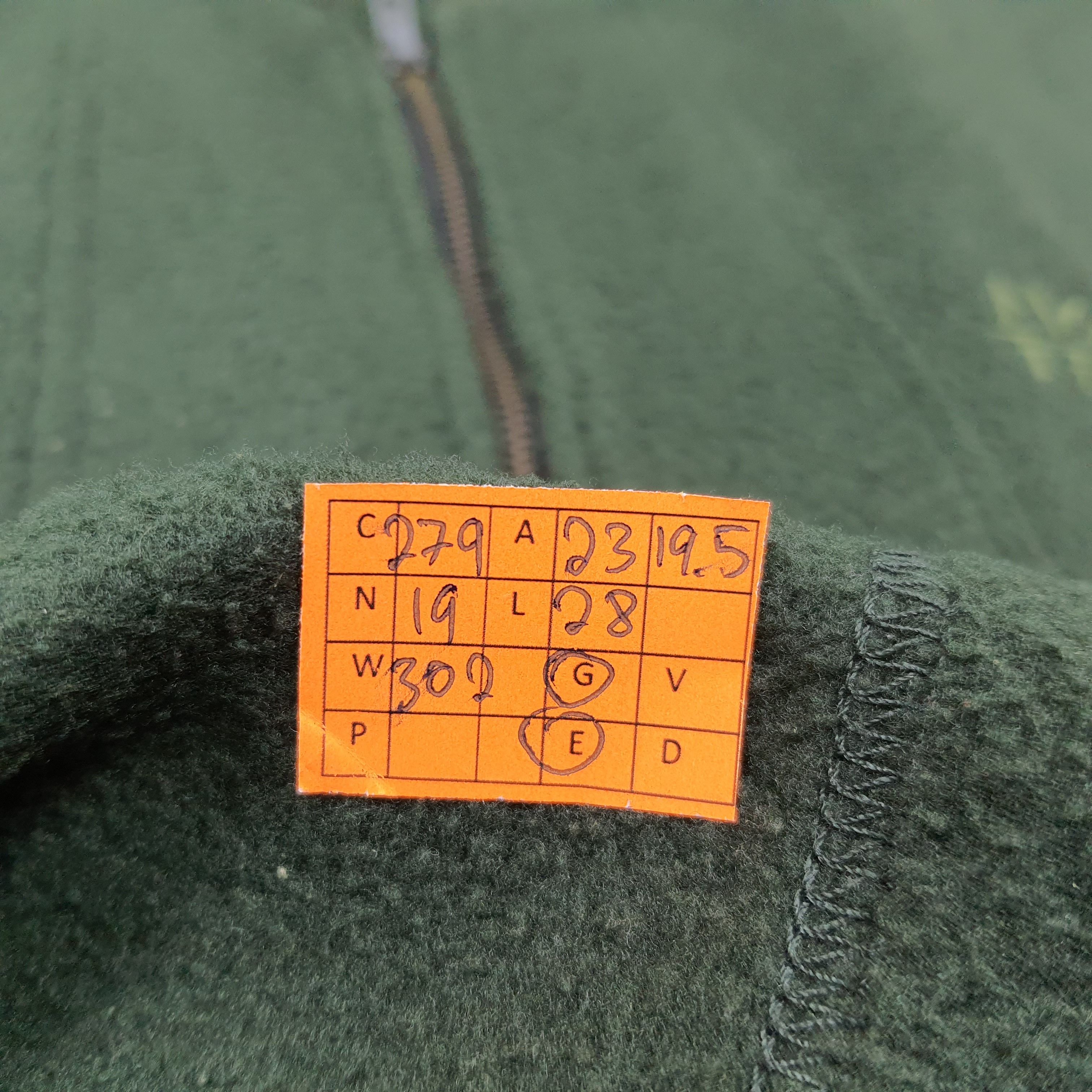 No Fear Vintage 90s No Fear Fleece Vest Gorpcore Style C279N19 Size US L / EU 52-54 / 3 - 8 Thumbnail