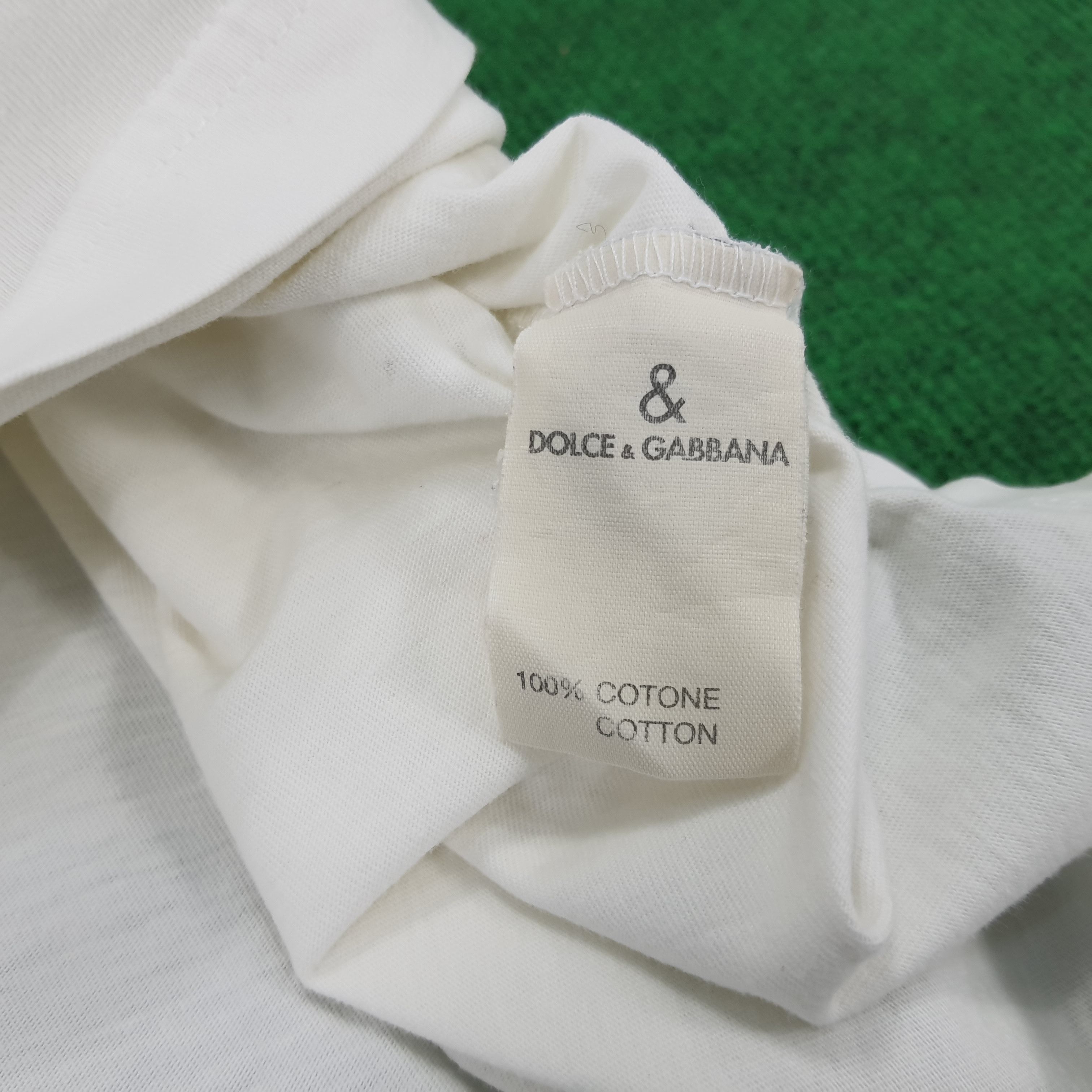 Vintage Vintage Dolce & Gabbana Pocket Tees Size US M / EU 48-50 / 2 - 8 Thumbnail