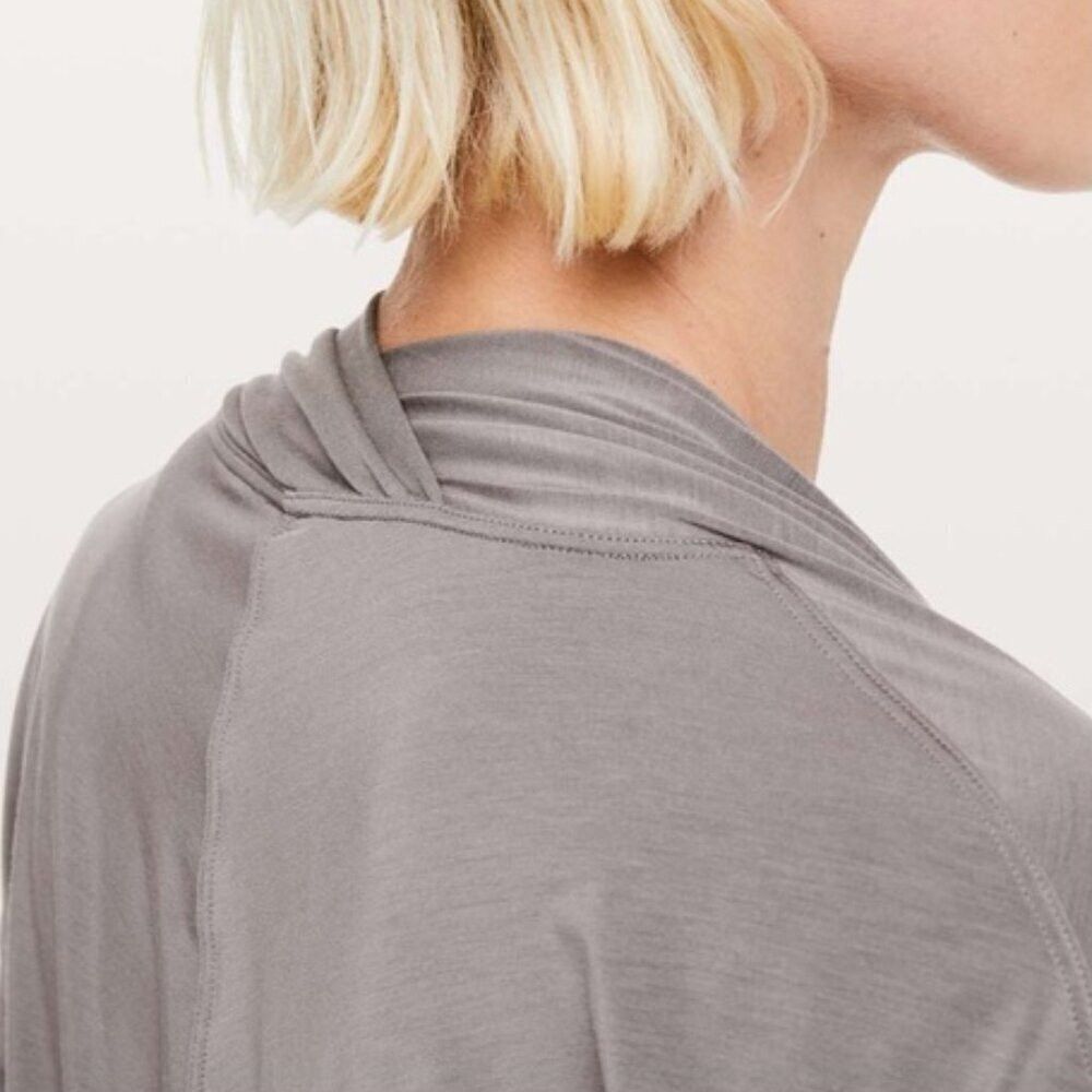 Lululemon Lululemon Lunar Rock Deep Stretch Long Sleeve Top - Small Size S / US 4 / IT 40 - 10 Thumbnail