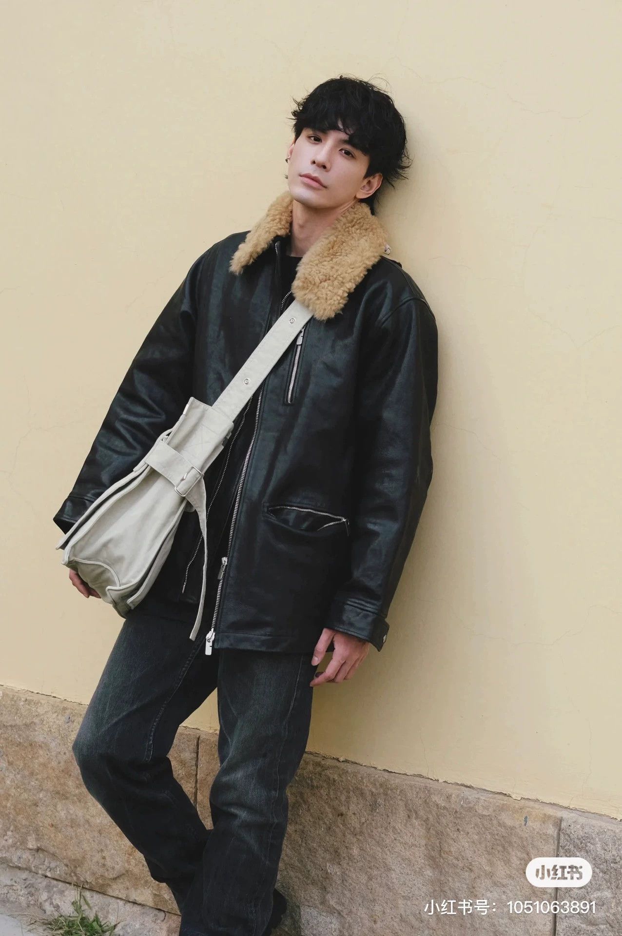 Burberry Burberry Calfskin Motorcycle Fur Collar Jacket Size US M / EU 48-50 / 2 - 3 Thumbnail