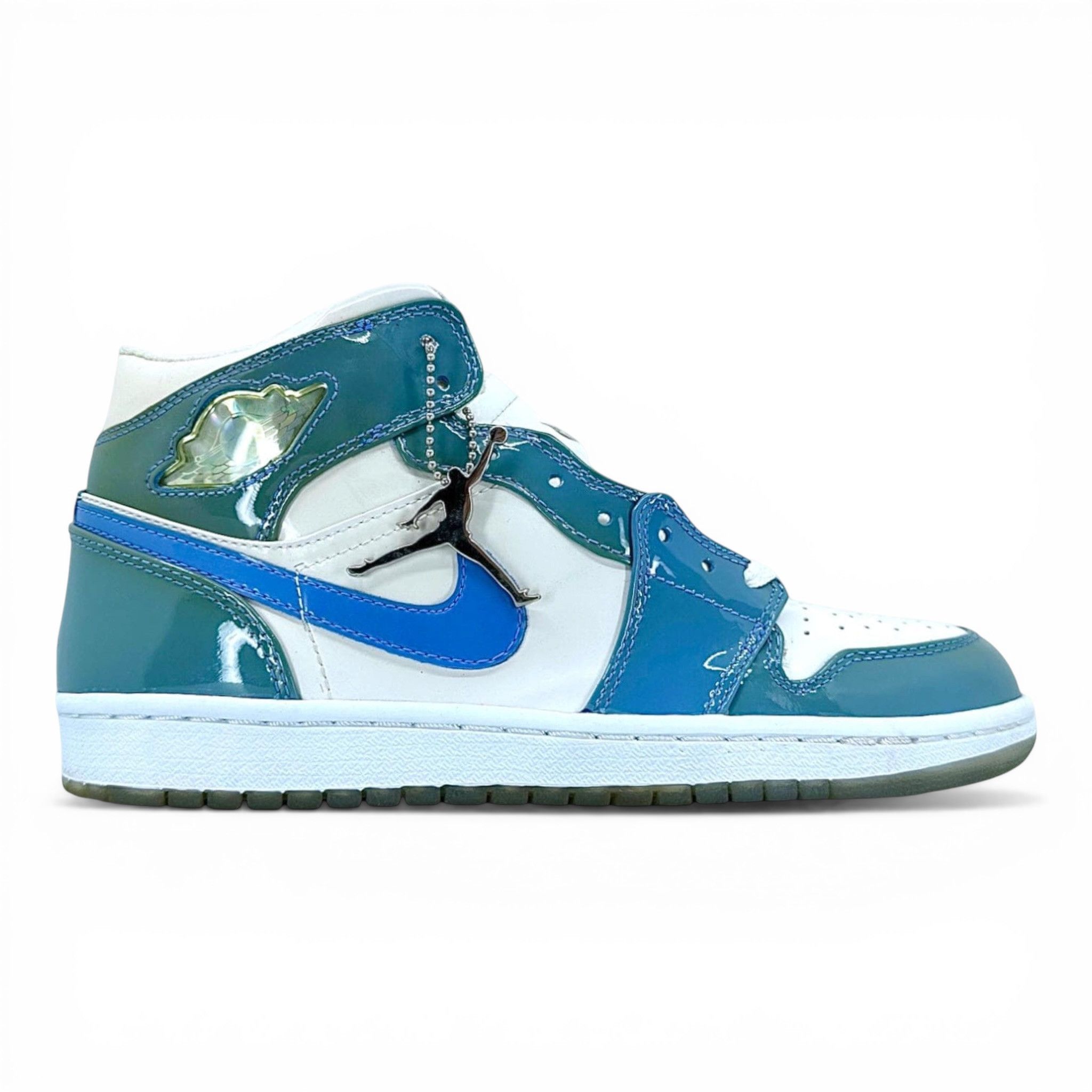 Nike 1 Retro UNC Patent Size US 8.5 / EU 41-42 - 1 Thumbnail