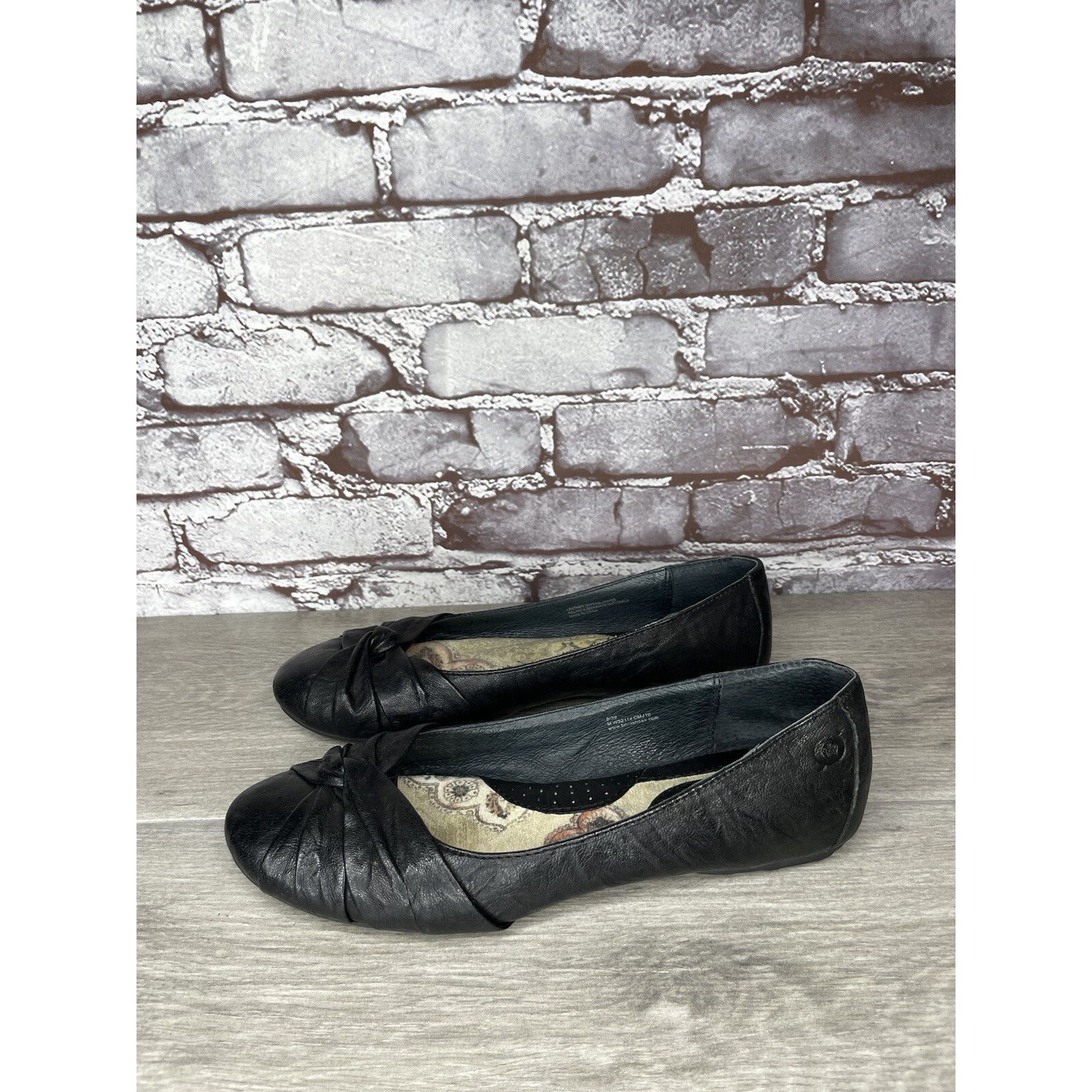 Born Born Lilly Black Leather Slip On Bow Ballet Flats Shoes Wome Size US 8 / IT 38 - 9 Thumbnail