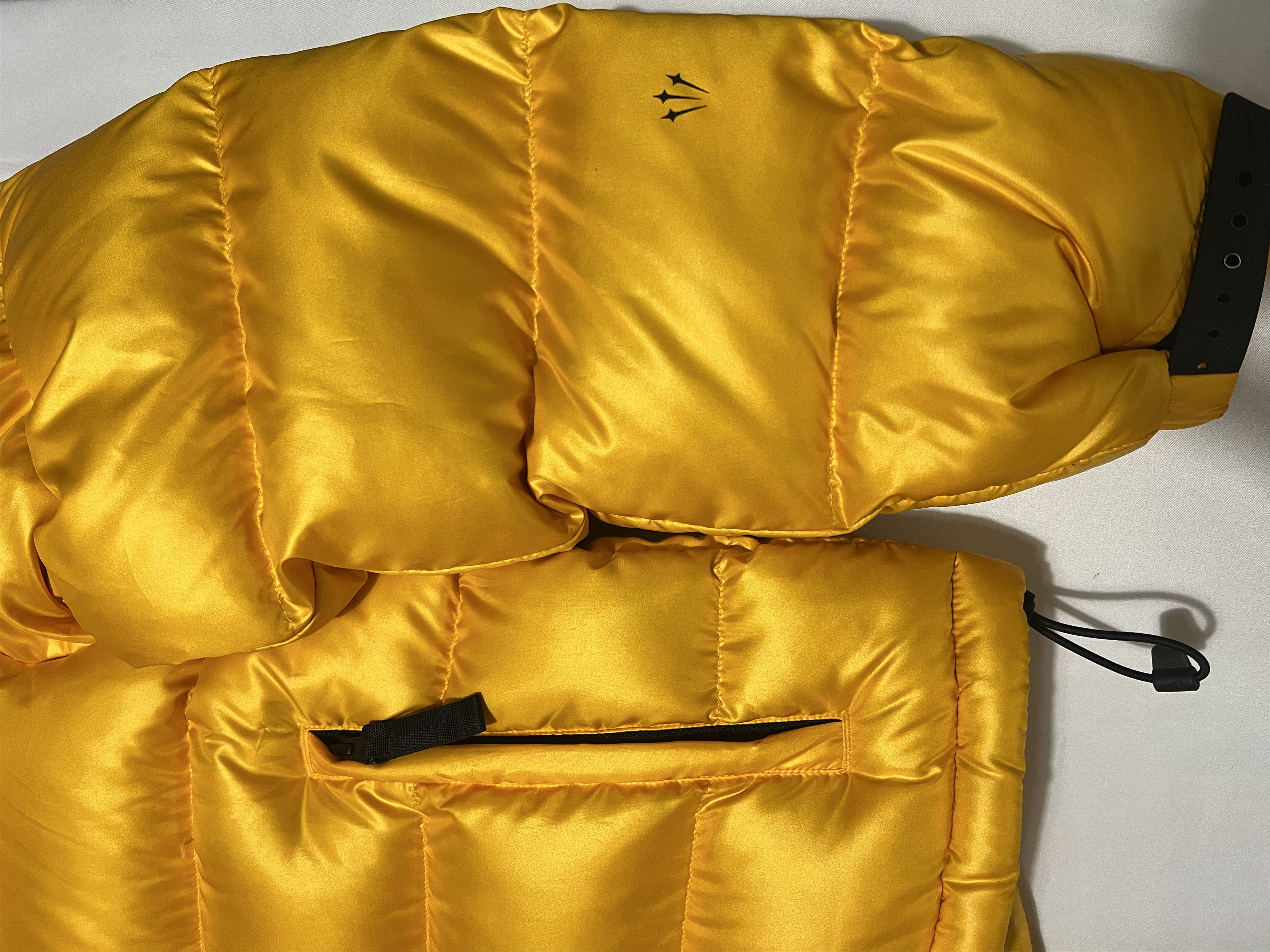 Drake Nike x NOCTA Yellow Sunset Puffer Jacket Size US M / EU 48-50 / 2 - 4 Thumbnail