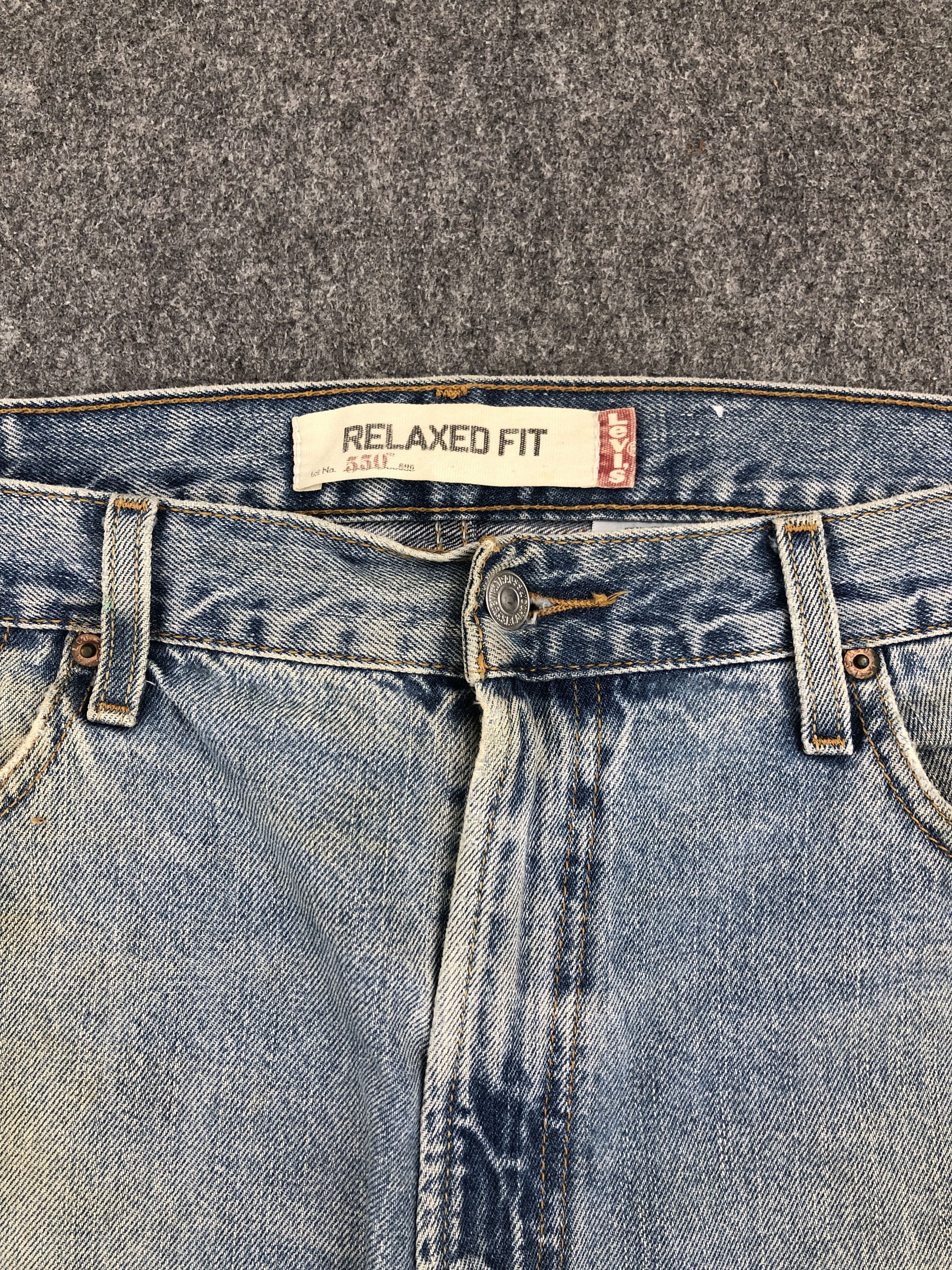 Faded Blue Vintage Levis 550 Denim Jeans