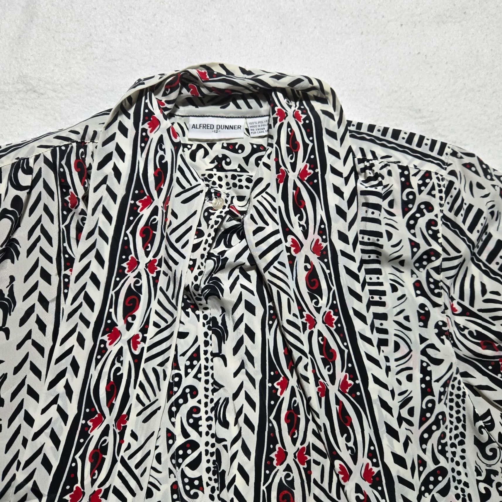 Vintage Alfred Dunner Shirt Button-Up Floral Print Long Sleeve Women’s Size 12 White 100% Cotton Polyester Casual Button-Up Pattern Flower Size XL / US 12-14 / IT 48-50 - 2 Thumbnail