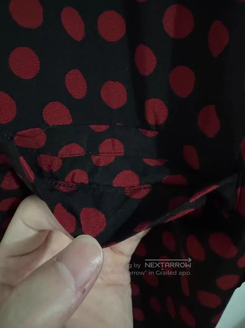 Saint Laurent Paris Saint Laurent Paris size 37 Silk Black and Red Polo Point Size US S / EU 44-46 / 1 - 3 Thumbnail