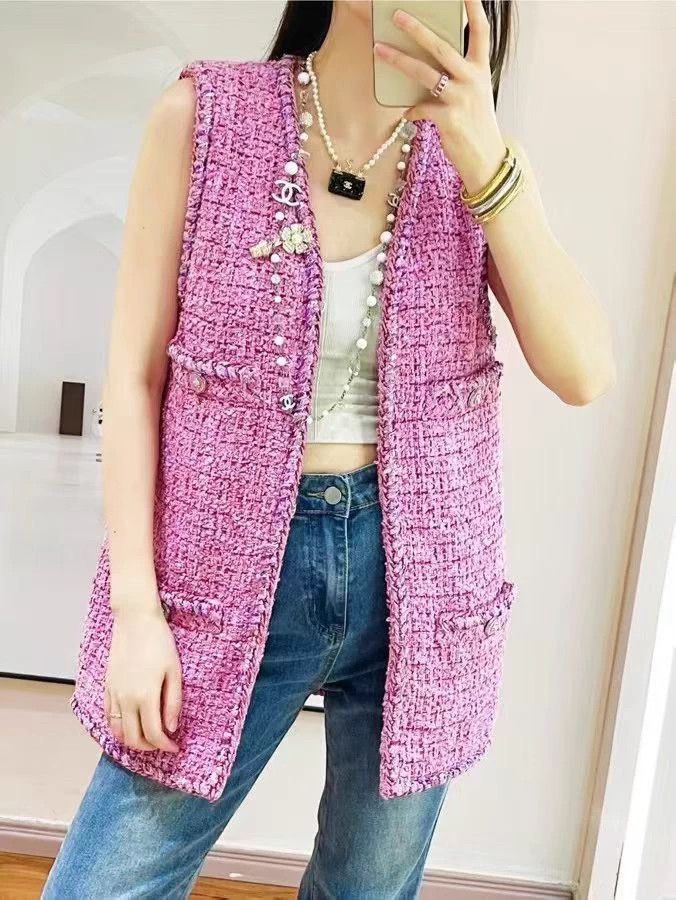 Chanel Chanel tweed vest 34 worn once France Size XS / US 0-2 / IT 36-38 - 9 Thumbnail