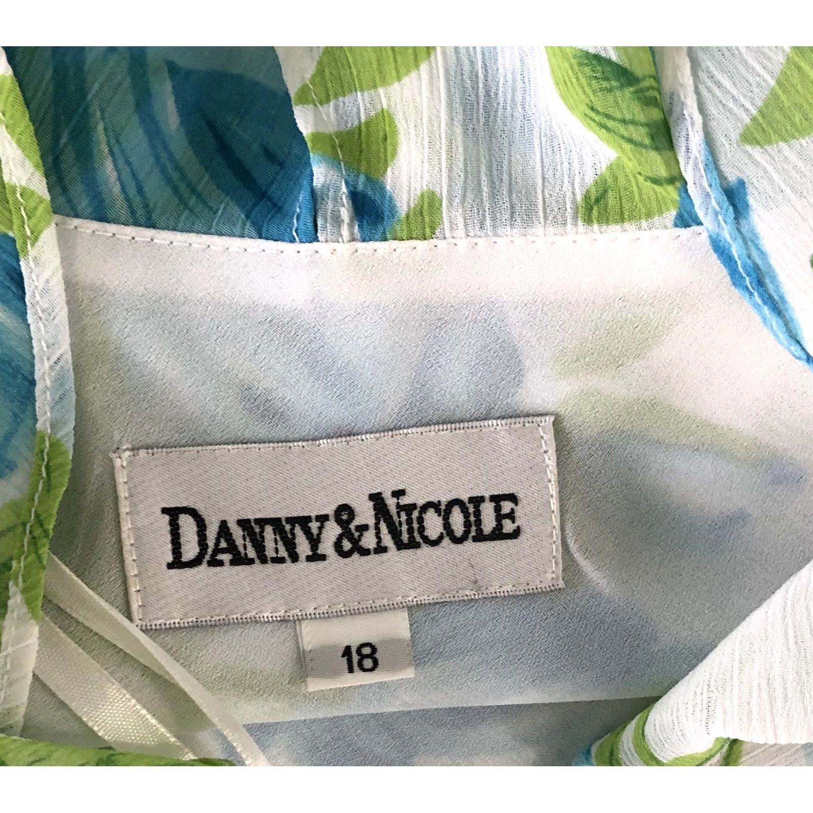 Vintage Danny Nicole Flowy Chiffon top 18 blue Floral ruffles V-neck Romantic Cottage Size XXL / US 16-18 / IT 52-54 - 4 Thumbnail