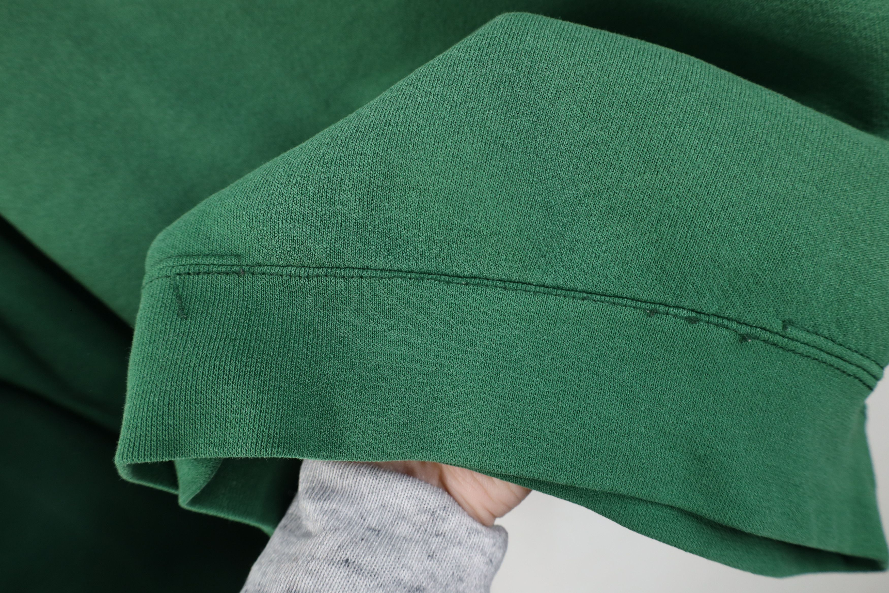 Vintage Vintage 90s Streetwear Blank Crewneck Sweatshirt Green Size US L / EU 52-54 / 3 - 14 Thumbnail
