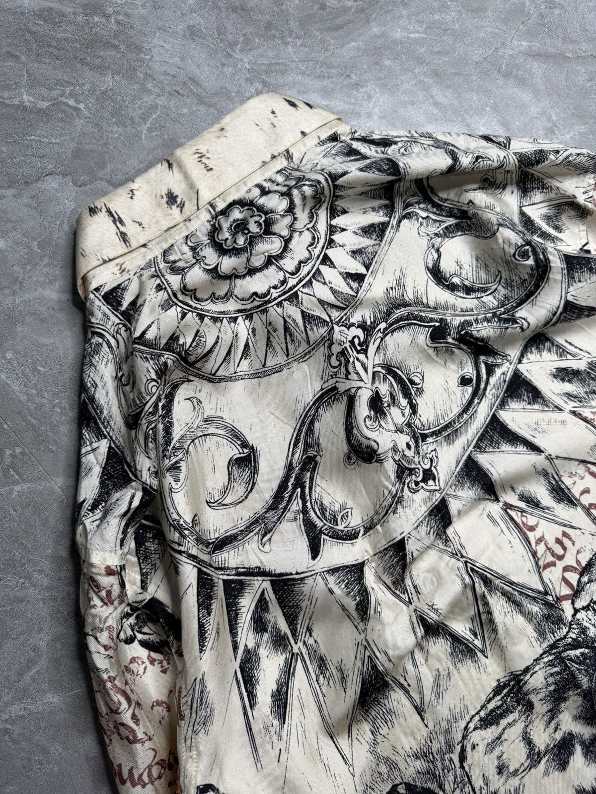 Roberto Cavalli Archival Roberto Cavalli A/W 02 Fantasy Astro Silk Shirt Size US S / EU 44-46 / 1 - 4 Thumbnail