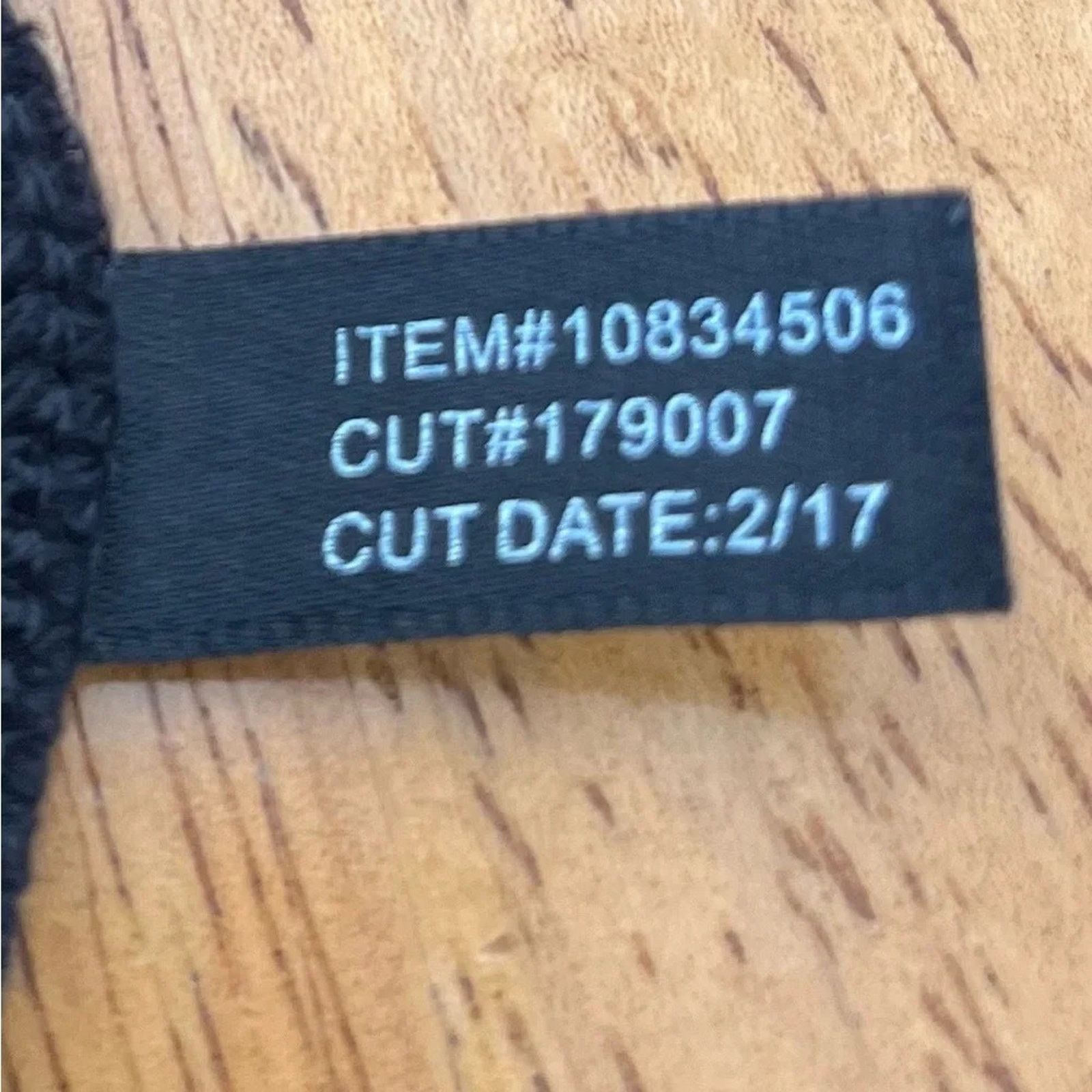 The Unbranded Brand Torrid leggings with cutouts down the legs, size 1 (XL) Size 40" / US 18 - 3 Thumbnail