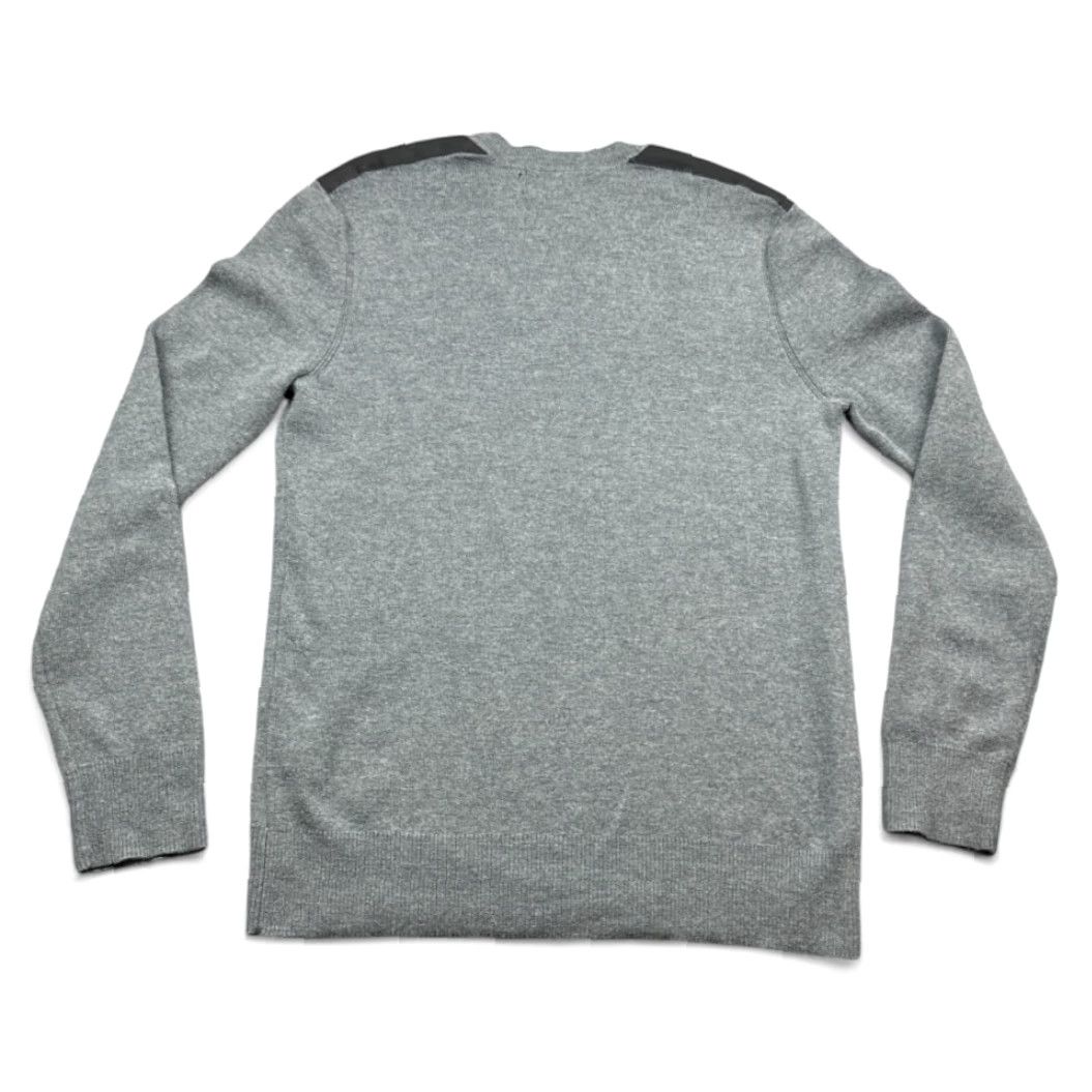 Banana Republic Banana Republic Sweater Adult MEDIUM Gray Merino Wool Blend Pullover Crew Neck Knit's Solid Color Long Sleeve Regular Fit Mens 20x27.500 Size US M / EU 48-50 / 2 - 3 Thumbnail