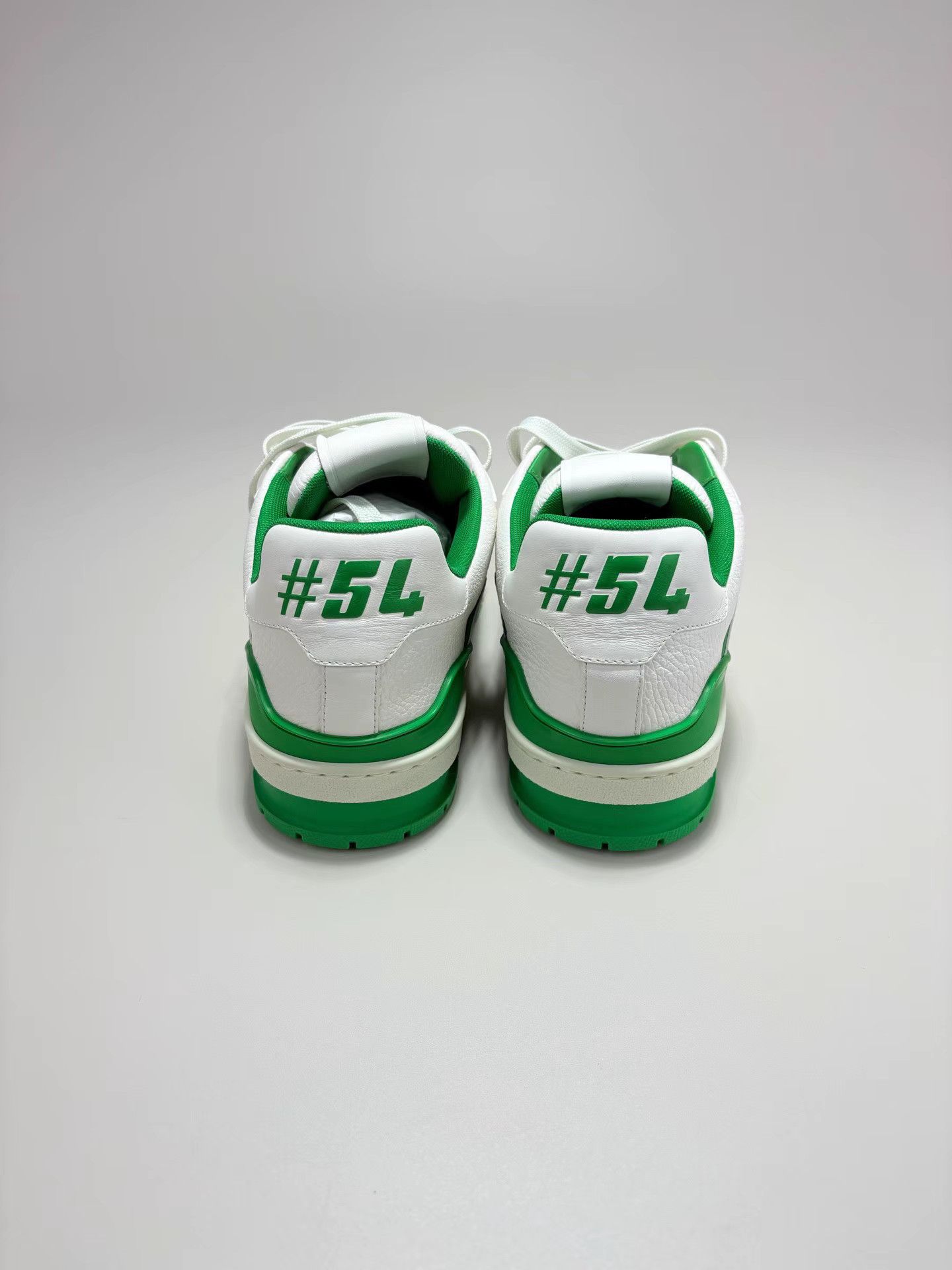 Louis Vuitton LOUIS VUITTON LV TRAINER White & Green Sneakers Size US 7 / EU 40 - 4 Thumbnail