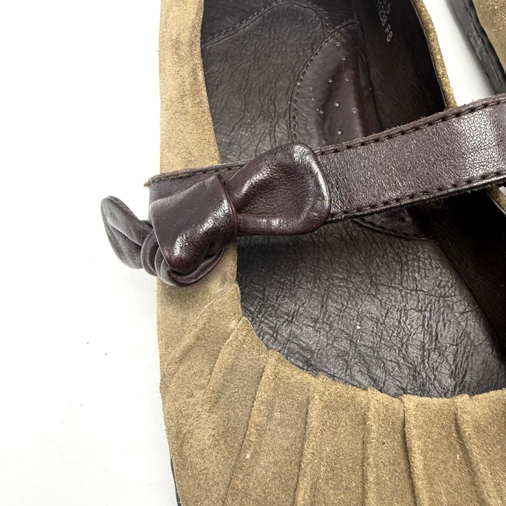 Born Born Womens 9 Brown Leather Mary Jane Flats Ruched Bow Strap Slip On Loafer Size US 7 / IT 37 - 4 Thumbnail
