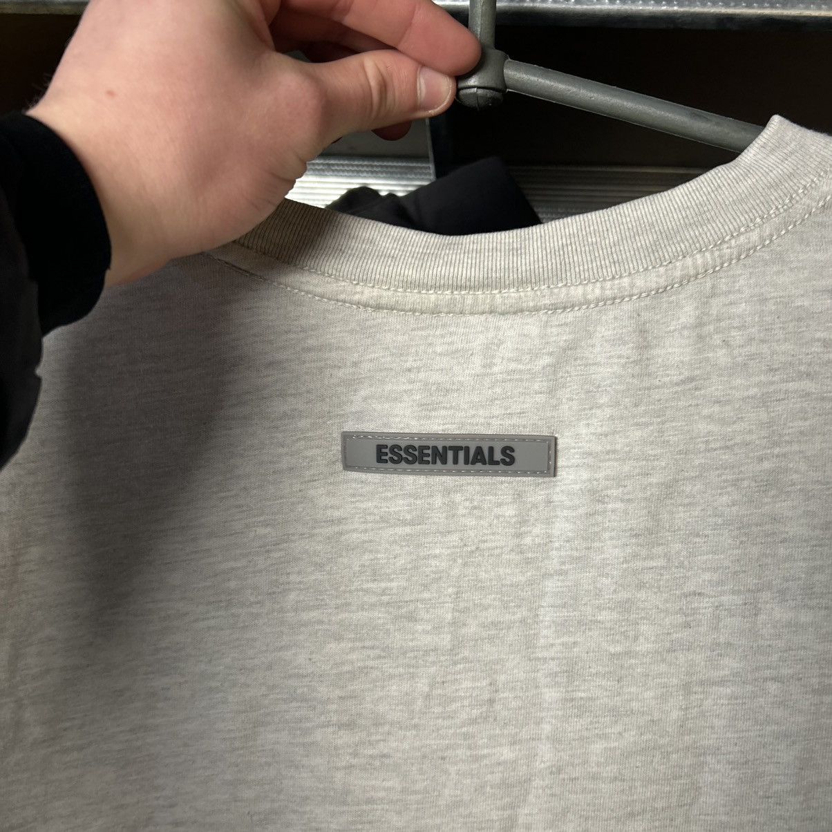 Essentials Luxury Essentials Fear Of God big logo streetwear tee Size US M / EU 48-50 / 2 - 10 Thumbnail