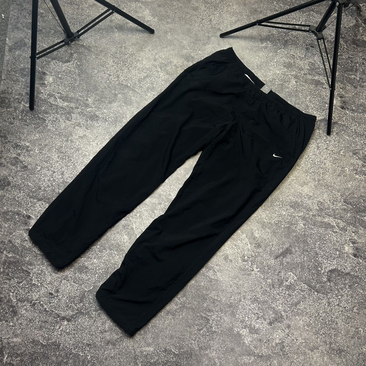 Nike Vintage Nike Small Swoosh Streetwear Balloon Y2k pants Size US 38 / EU 54 - 1 Thumbnail