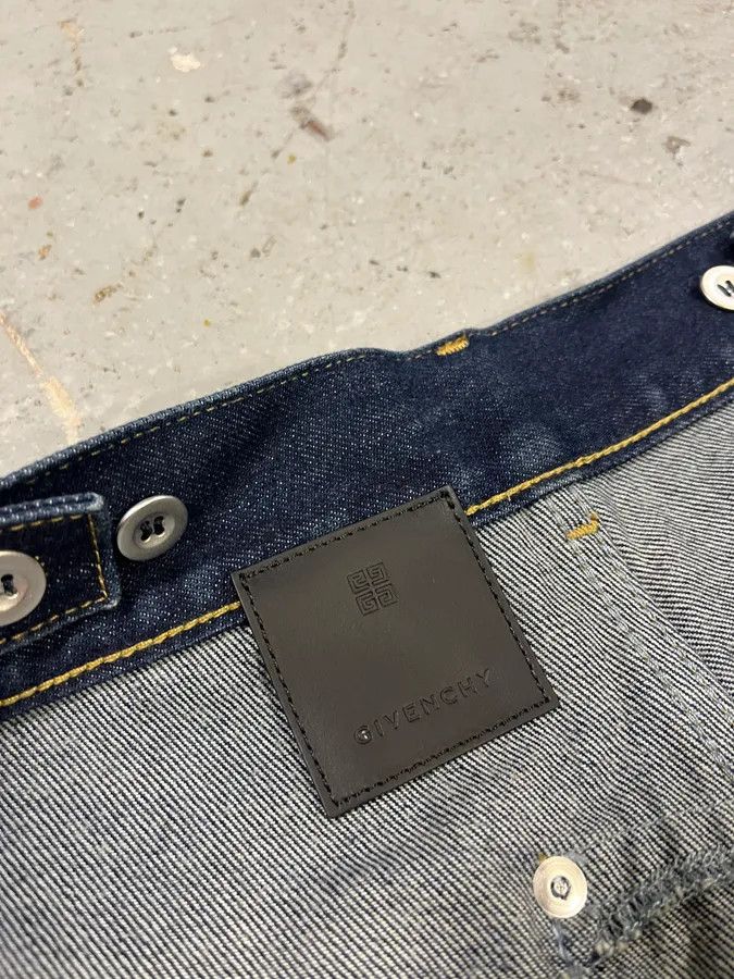 Givenchy × Vintage SS2024 Givenchy 4G Cargo Denim Brut Carpenter Jeans Size US 34 / EU 50 - 9 Thumbnail