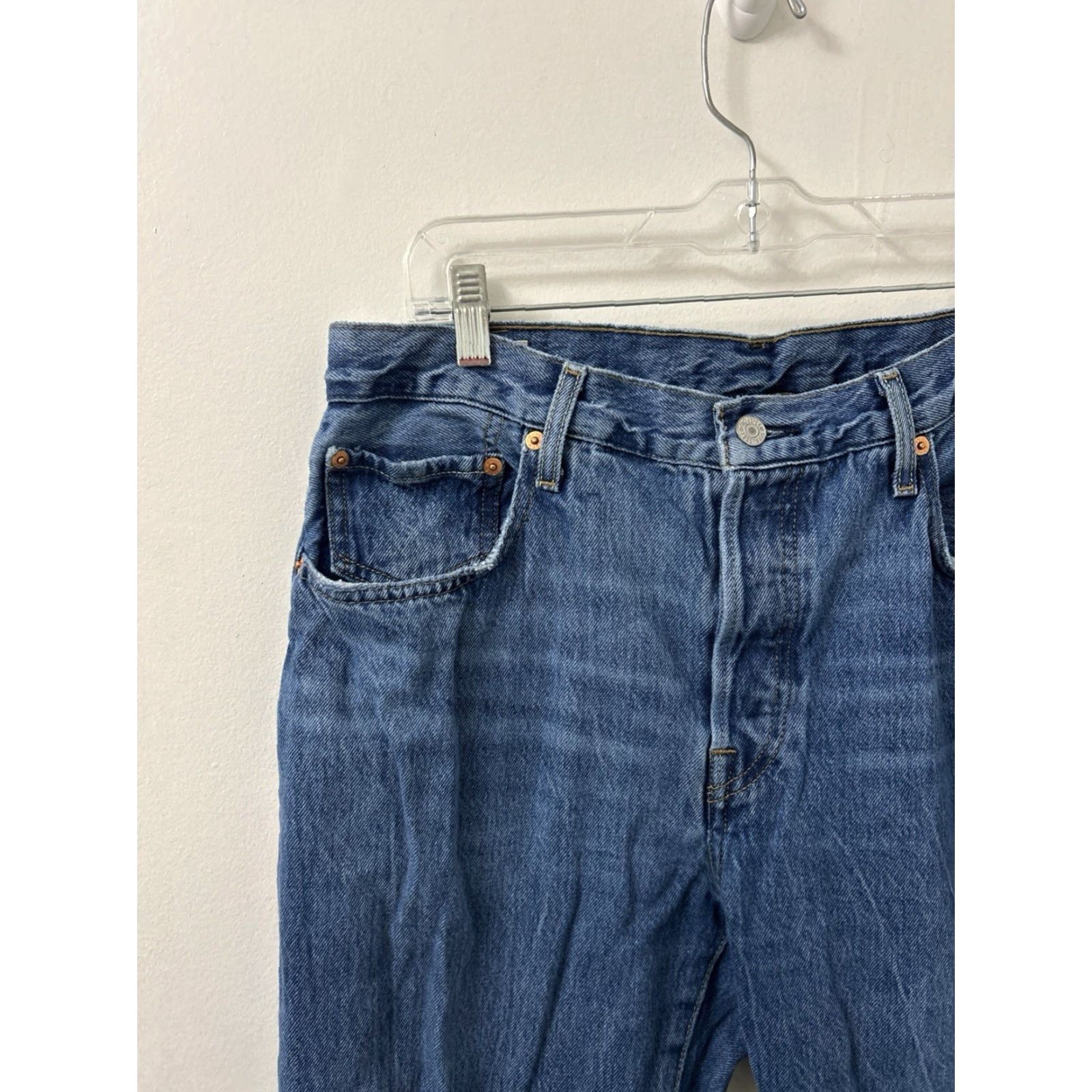 Levi's VINTAGE Levi's 501 Jeans Mens 31x30 Blue Big E Original Fit Straight Button Fly 90s Retro USA Mens Size US 31 - 3 Thumbnail
