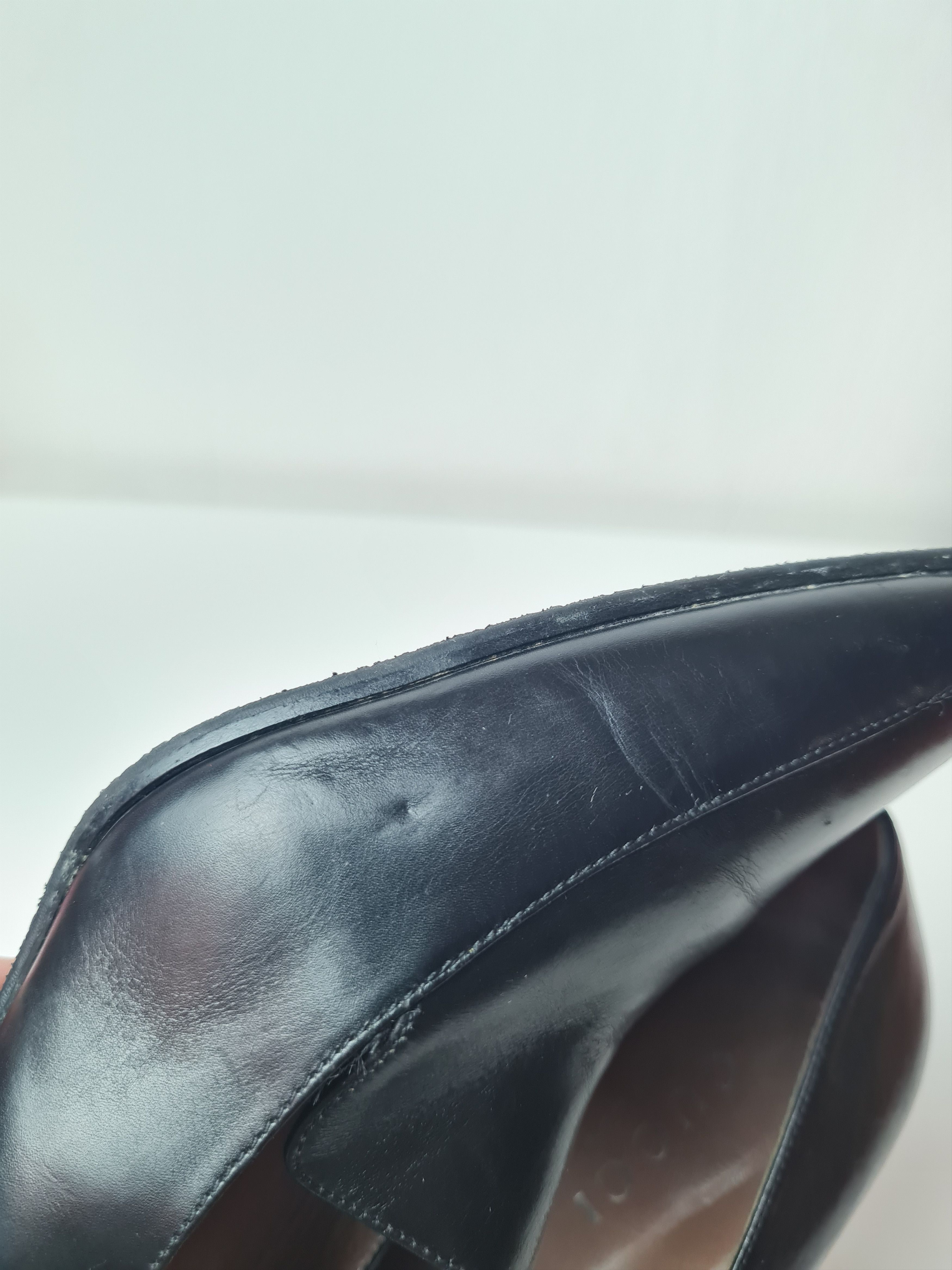 Gucci Vintage shoes Gucci almond toe heels black Luxury Sz 38 Size US 8 / IT 38 - 16 Thumbnail