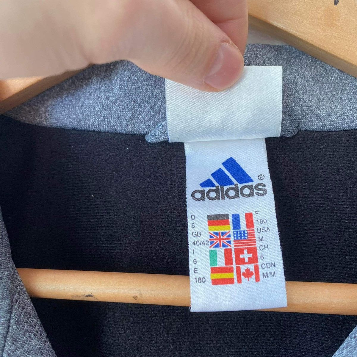 Adidas Adidas Big Logo Zip Vintage Size US M / EU 48-50 / 2 - 6 Thumbnail