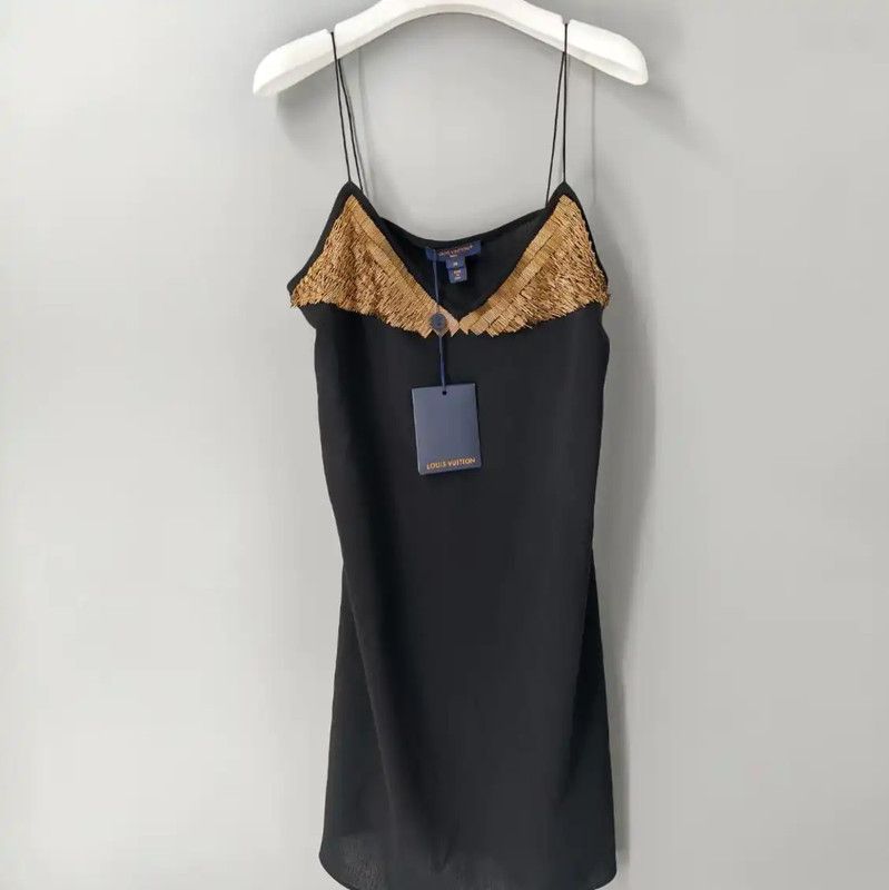 Louis Vuitton Louis Vuitton Black Wool Dress with Fringe Detail 0089 Size XS / US 0-2 / IT 36-38 - 1 Thumbnail