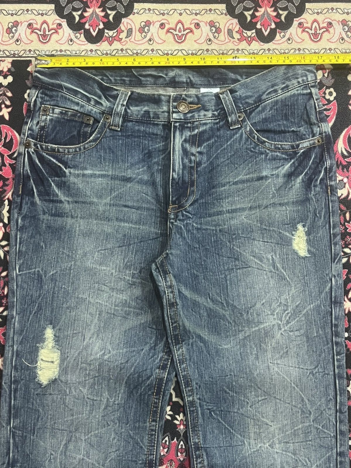 Japanese Brand Vintage Japan Gurion Cracked Fringe Blue Washed Jeans Size US 32 / EU 48 - 10 Thumbnail