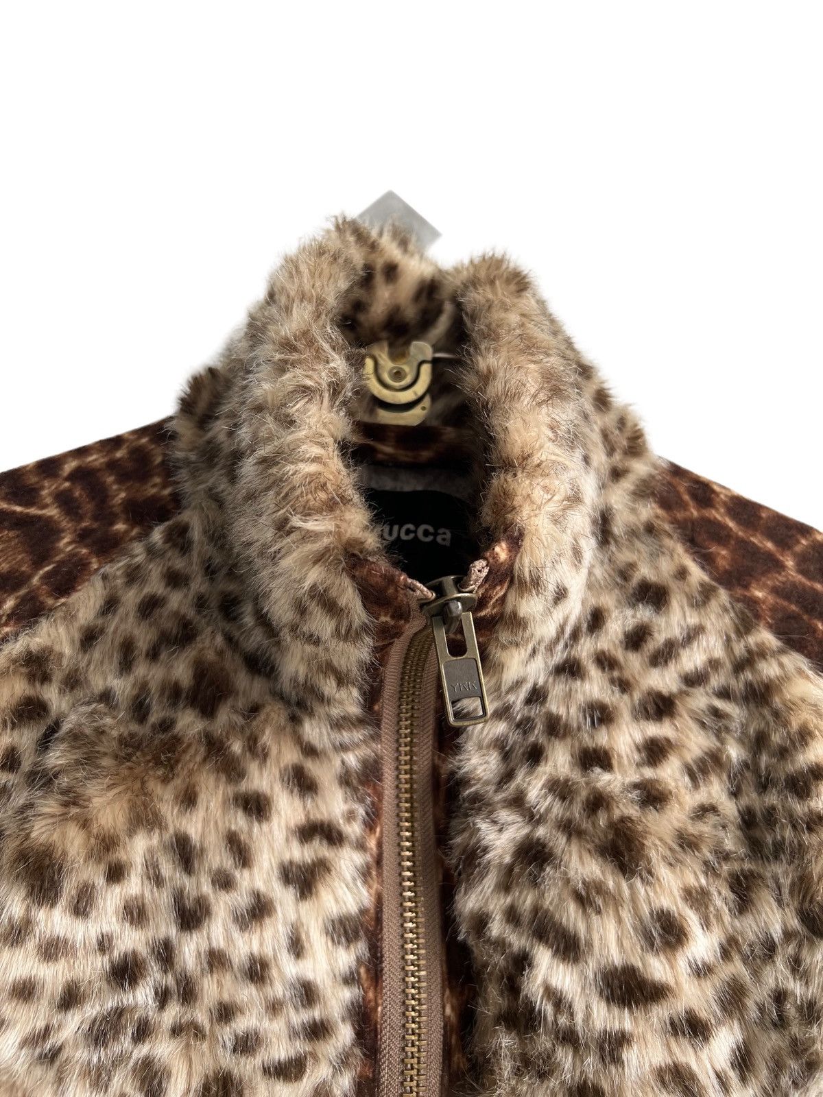 CABANE de ZUCCa 1990s Exclusive Leopard Fur Skin Elongated Sleeve Sweater Size US S / EU 44-46 / 1 - 5 Thumbnail