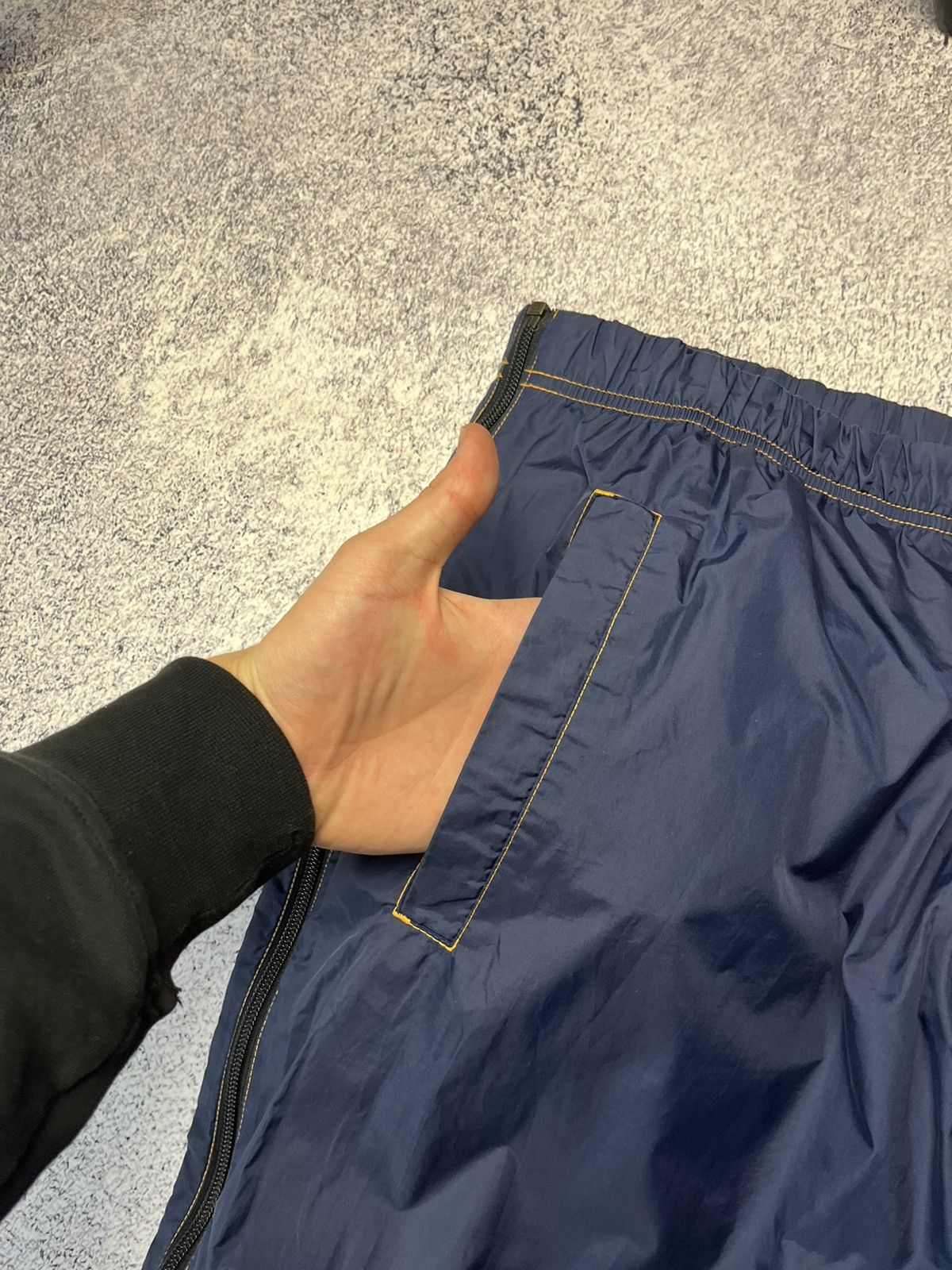 Nike Vintage Nike Nylon Track Pants Small Swoosh Logo Sz L Size US 36 / EU 52 - 7 Thumbnail