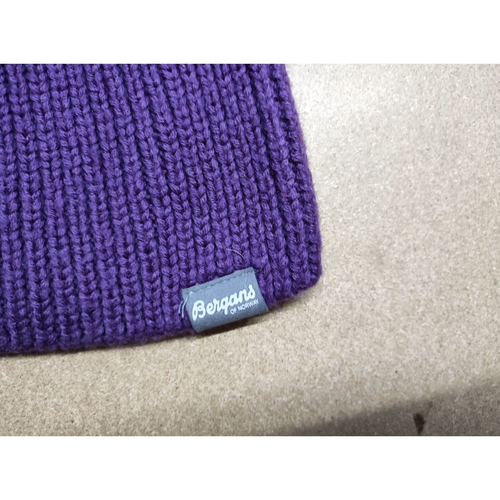 Vintage VINTAGE Bergans of Norway Beanie Hat One Size Purple Thermal Winter Skumring Pom Knit Unisex Adults Mens Womens Boys Girls Size ONE SIZE - 5 Thumbnail