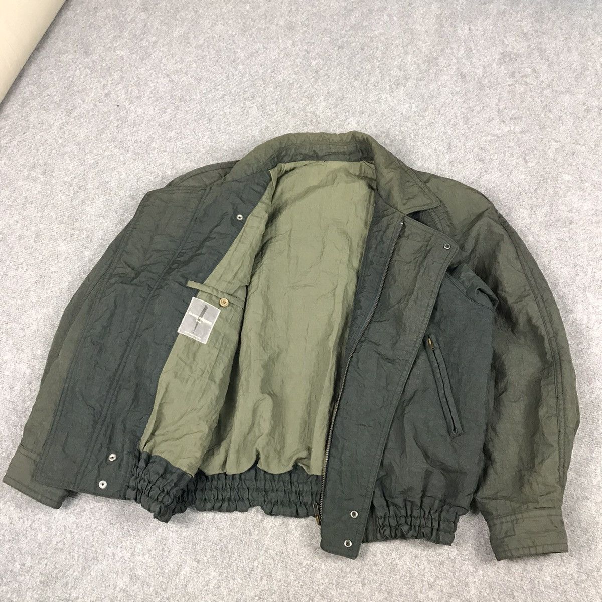 Issey Miyake 💥70s ISSEY MIYAKE BOMBER SUN FADED JACKET Size US M / EU 48-50 / 2 - 10 Thumbnail