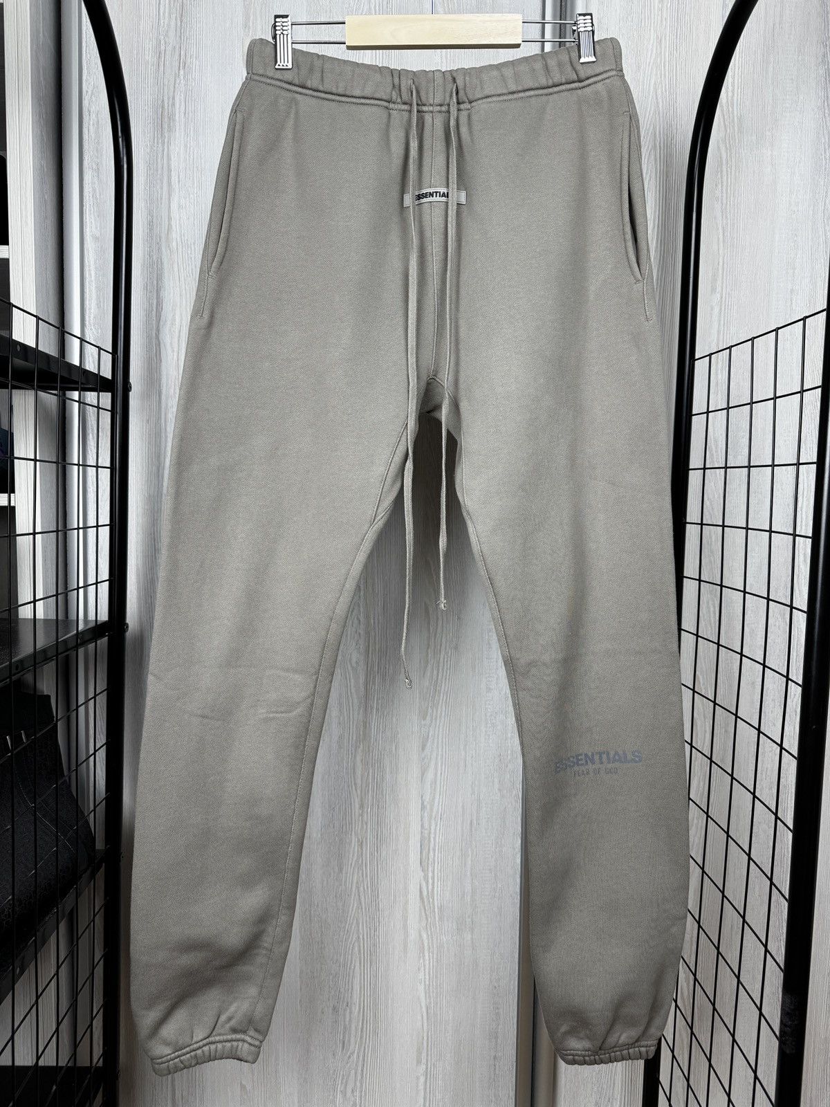 Fear of God Essentials Fear of God gray cotton sweatpants Size US 30 / EU 46 - 2 Thumbnail