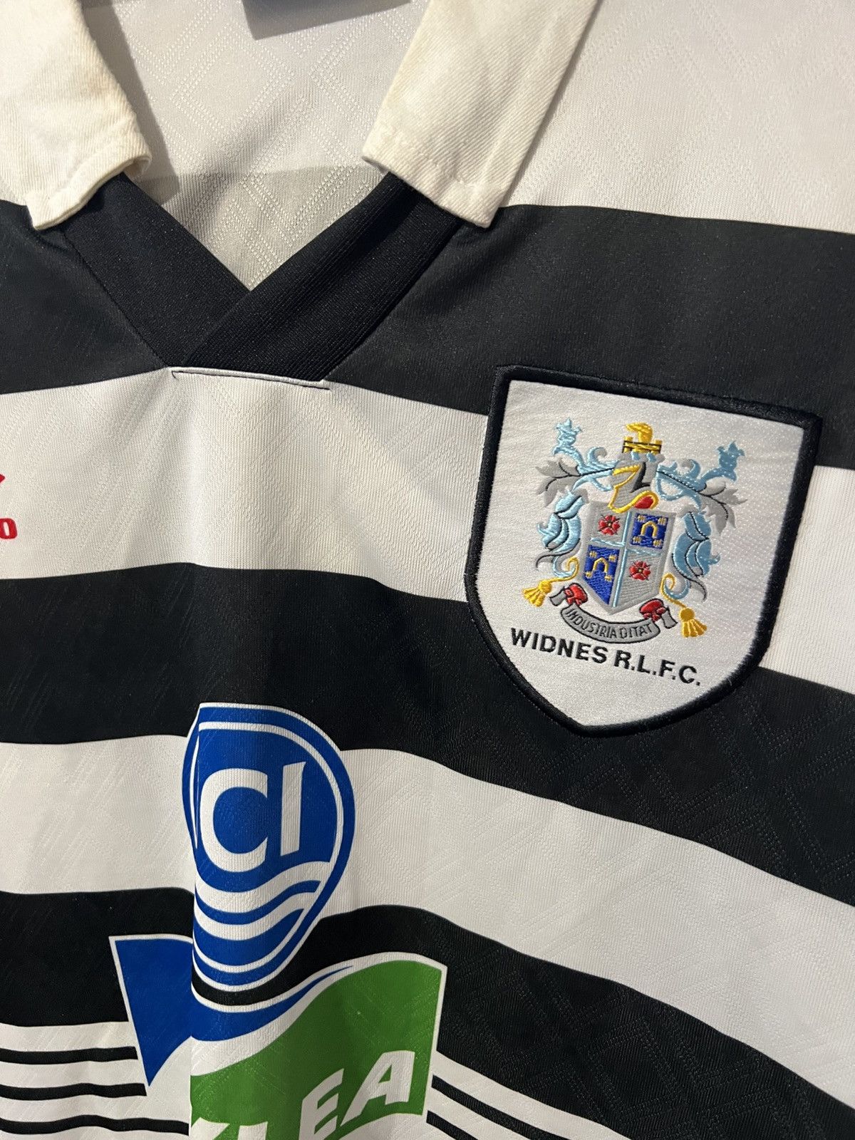 Umbro × Vintage 1993 UMBRO WIDNES RUGBY RLFC TEAM HOME RUGBY SHIRT AOP SZ XL Size US XL / EU 56 / 4 - 6 Thumbnail