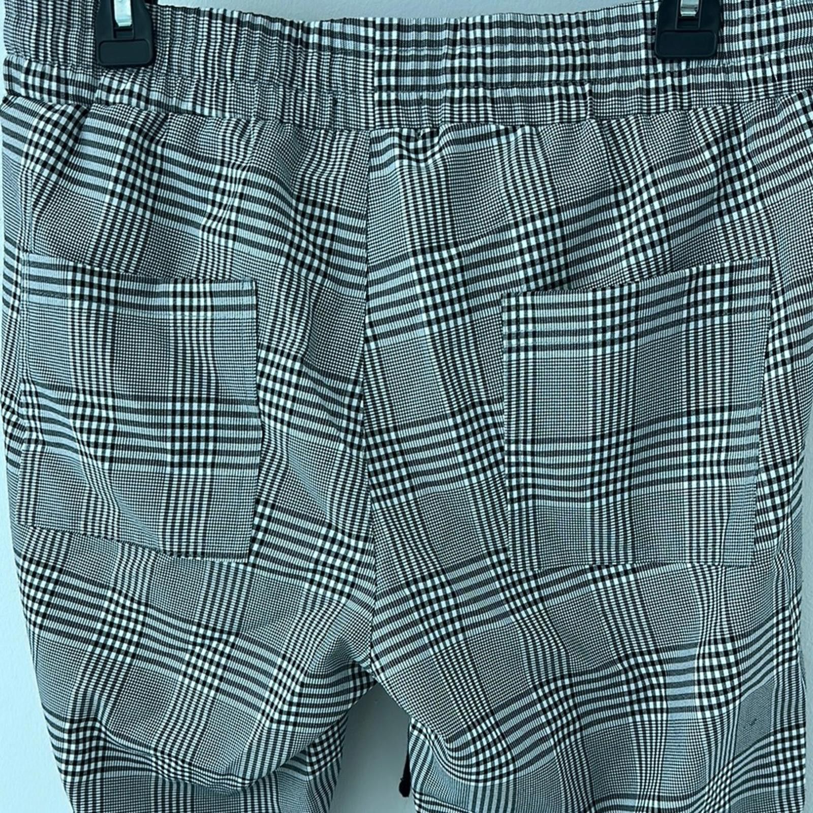 Designer Gray Chinos with Tailored Fit and Classic Style Size US 36 / EU 52 - 4 Thumbnail
