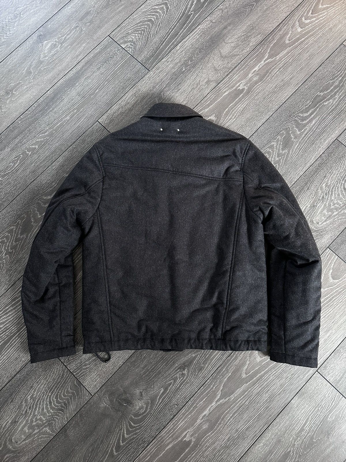 Louis Vuitton louis vuitton reversible monogram rain blouson jacket black Size US S / EU 44-46 / 1 - 6 Thumbnail
