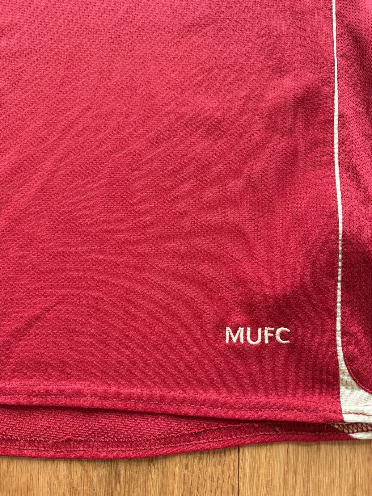 Vintage Manchester United 2006-07 Nike Home Jersey Top Kit Y2K XL Size US XL / EU 56 / 4 - 10 Thumbnail