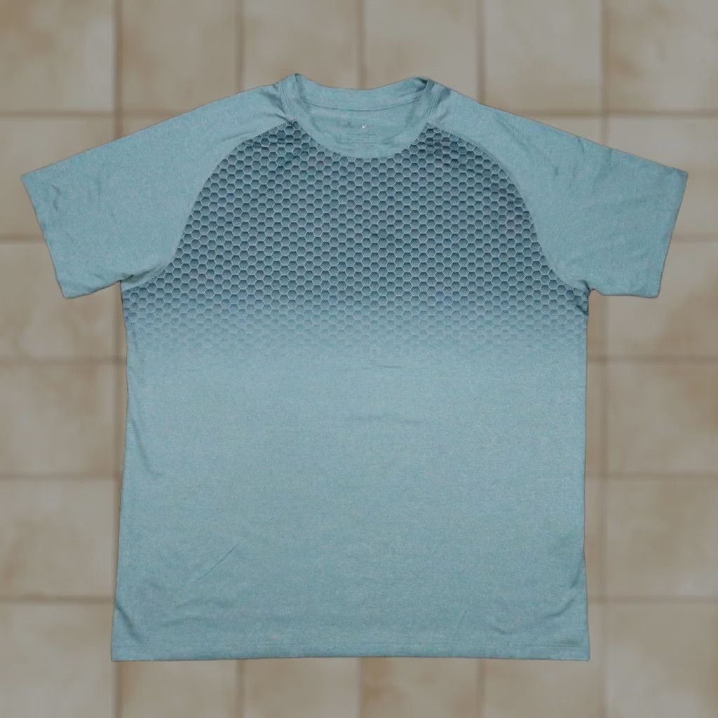 Peter Millar Peter Millar Shirt Mens L Blue Athletic Short Sleeve Honeycomb Crew Neck T-Shirt Lightweight Moisture Wicking Reflective Crown Logo Size US L / EU 52-54 / 3 - 1 Thumbnail