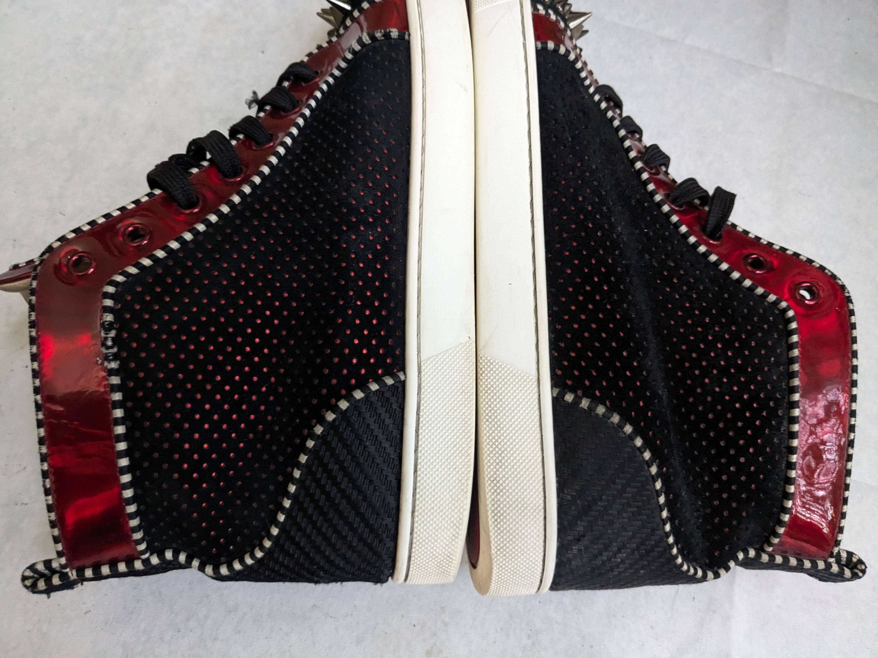 Christian Louboutin Christian Louboutin High Top Sneakers 9 42 Black Red Spikes Size US 9 / EU 42 - 10 Thumbnail