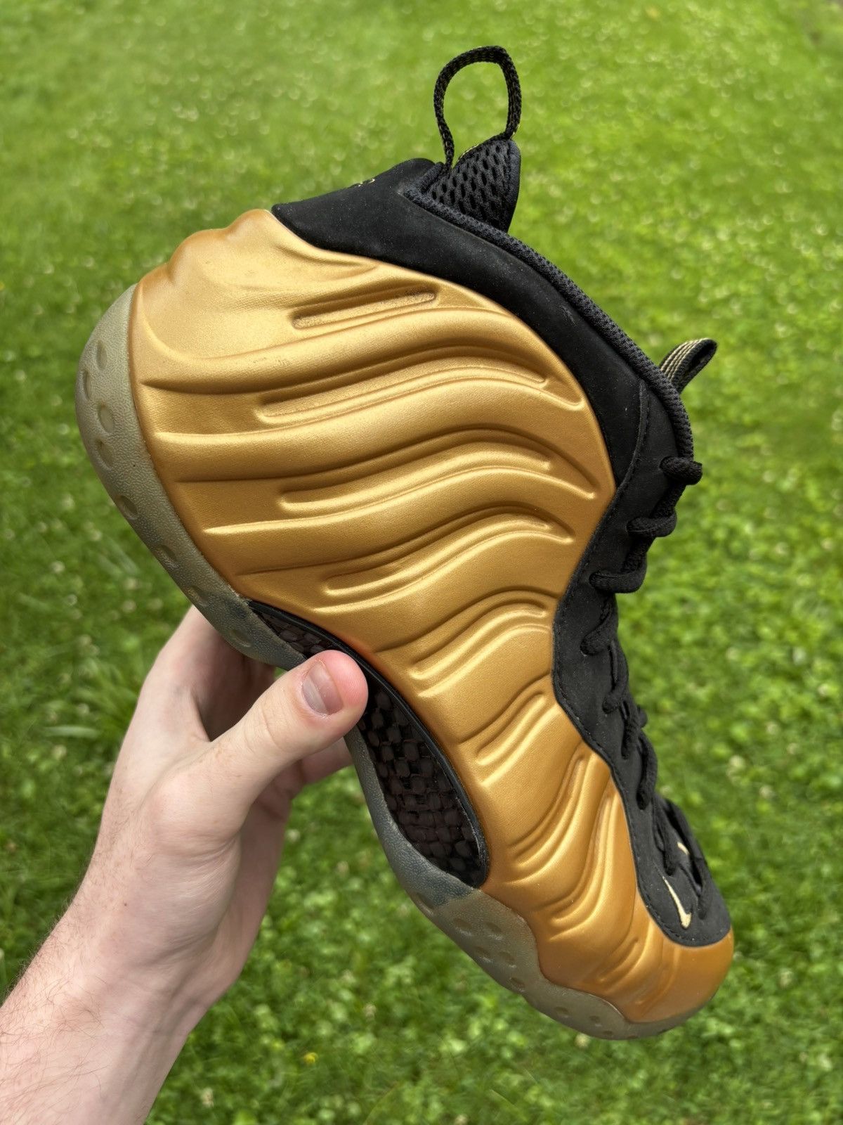 Nike Nike Air Foamposite One Metallic Gold Size 11.5 Size US 11.5 / EU 44-45 - 1 Thumbnail
