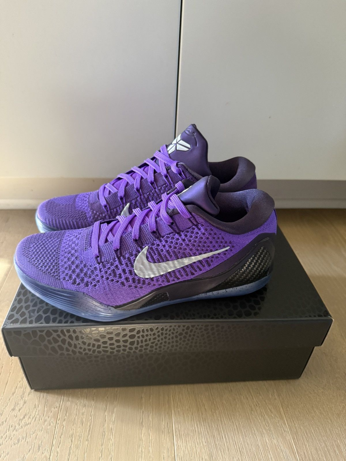 Nike Nike Kobe 9 Elite Low Protro Michael Jackson Moonwalker Mens Size US 8.5 / EU 41-42 - 4 Thumbnail
