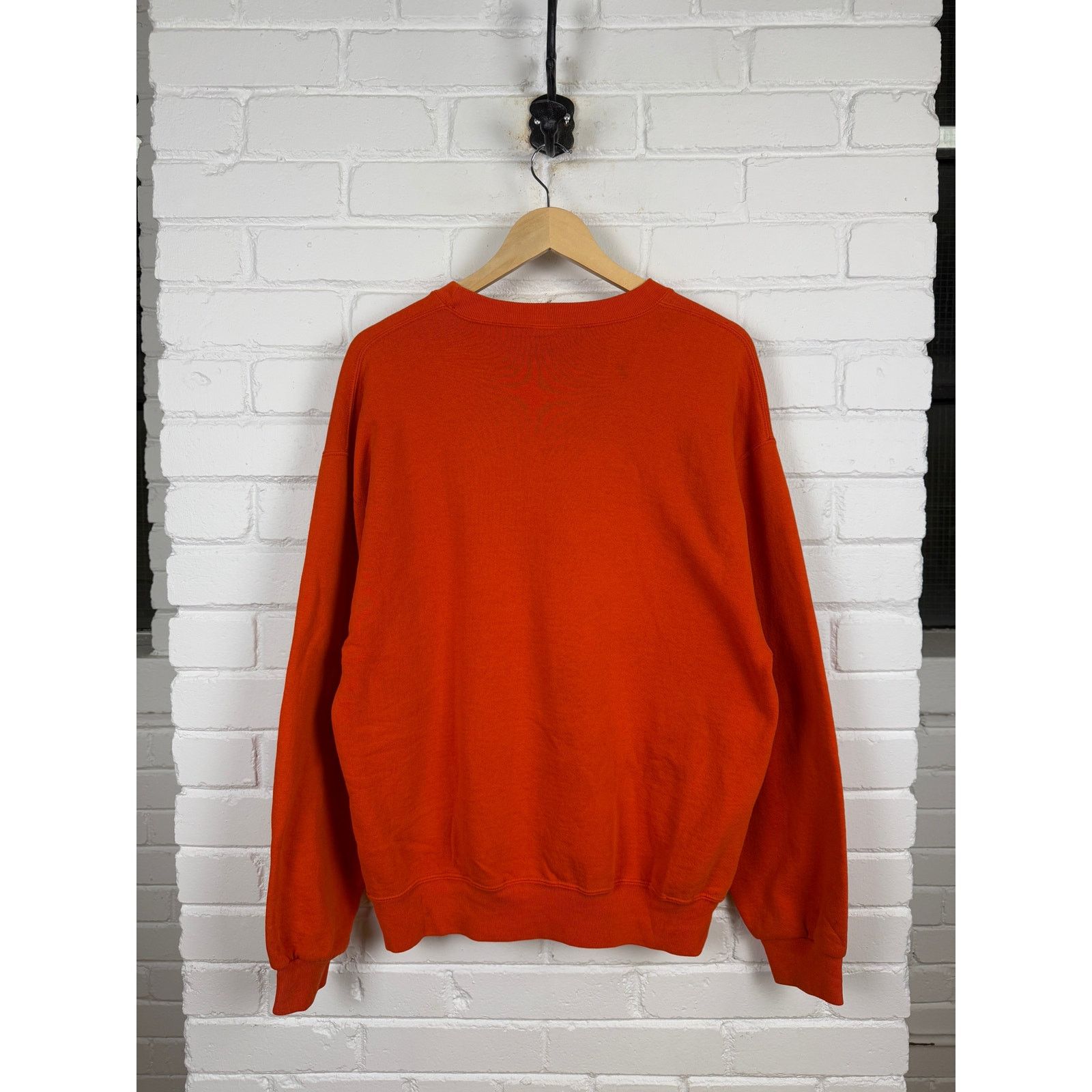 Vintage Vintage Russell Athletic Sweatshirt Size L Orange Size US L / EU 52-54 / 3 - 2 Thumbnail