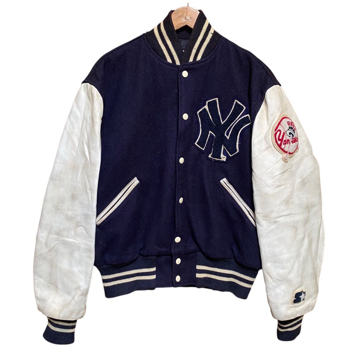 激レア 美品 STARTER MLB Yankees Fooded Jacket 激レア 美品 STARTER MLB Yankees Fooded Jacket 最高 激レア