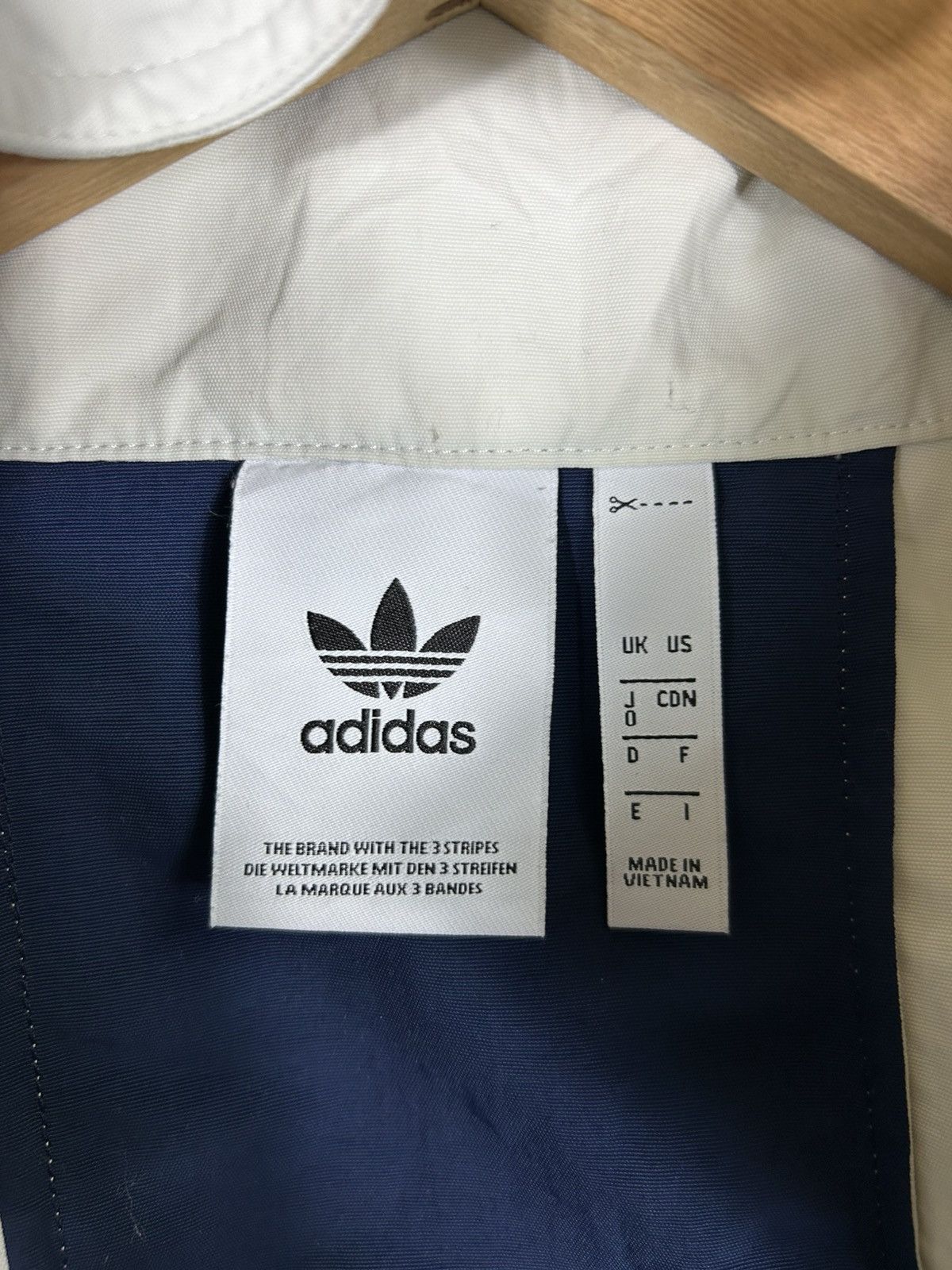 Adidas 🔥Adidas Bailer Wind Hooded Zipper Jacket Size US M / EU 48-50 / 2 - 12 Thumbnail
