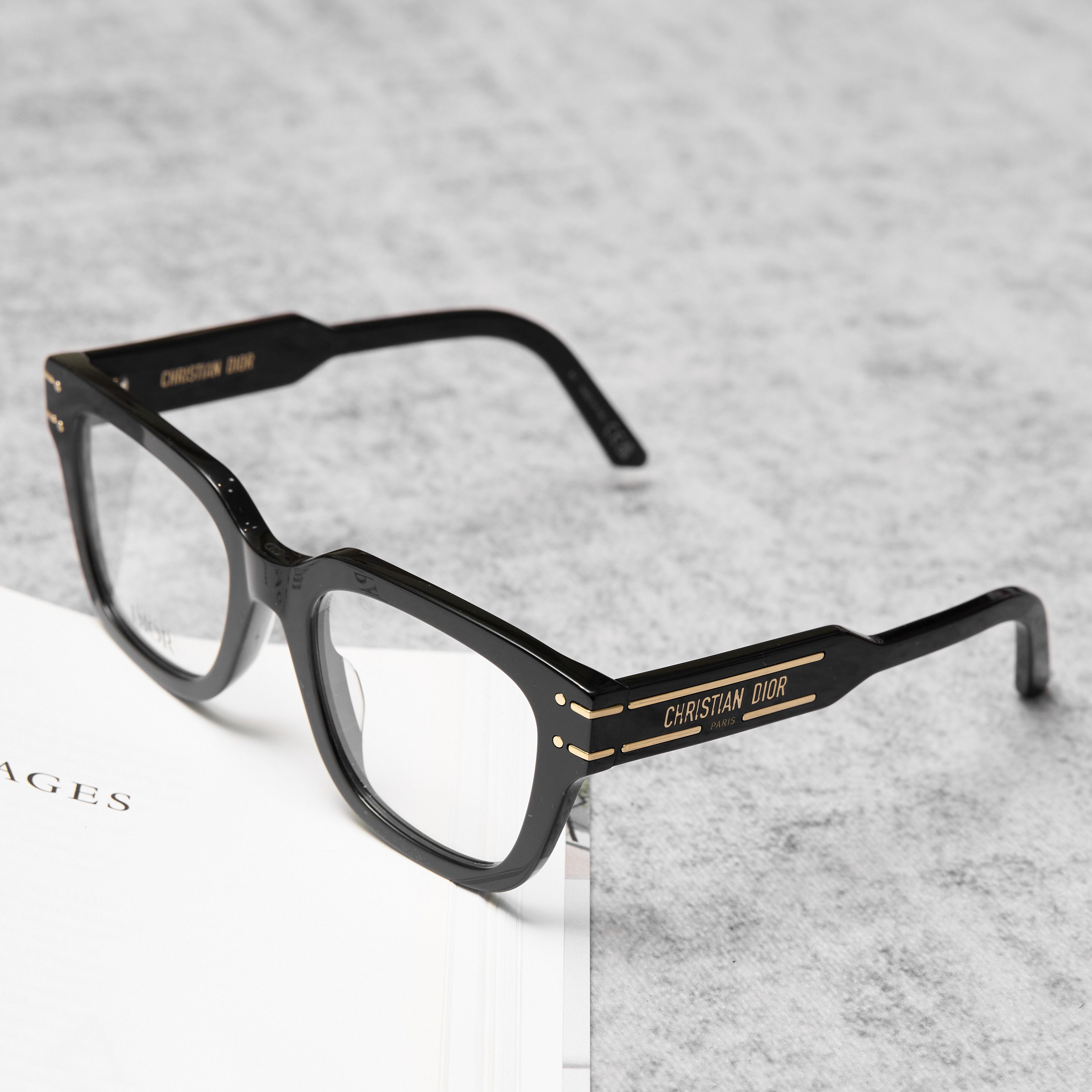 Dior DIOR DIORSIGNATUREO S5I 1000 Sunglasses BLACK Size ONE SIZE - 1 Thumbnail