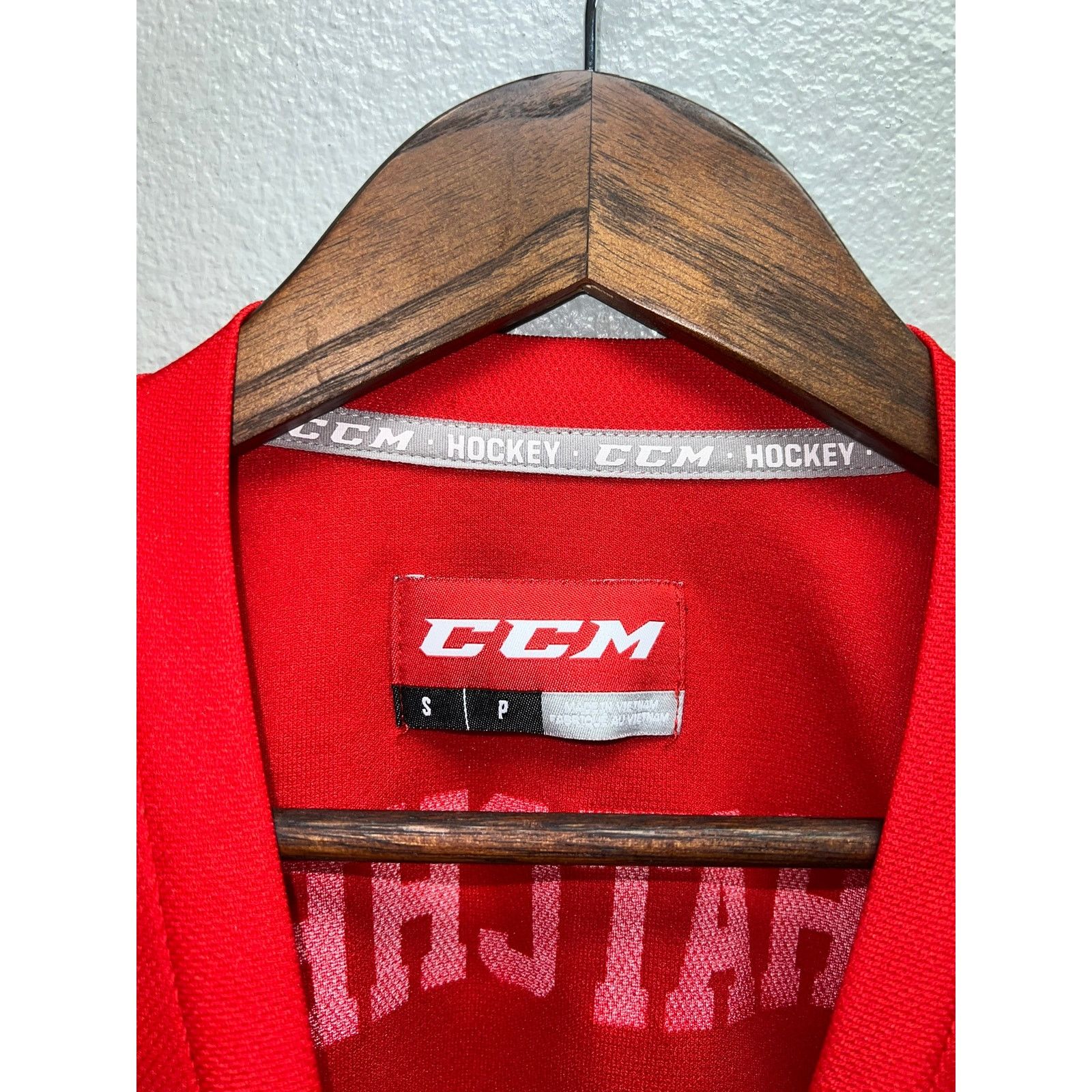 Ccm CCM Hockey Red Jersey Top Christmas Winter Y2K Small Size US S / EU 44-46 / 1 - 7 Thumbnail