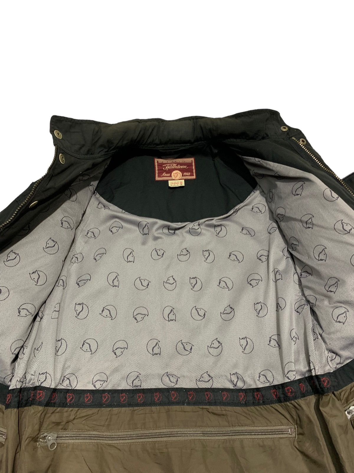 Fjallraven 🔥FJALLRAVEN SURVIVAL JACKETS OUTDOOR Size US M / EU 48-50 / 2 - 8 Thumbnail