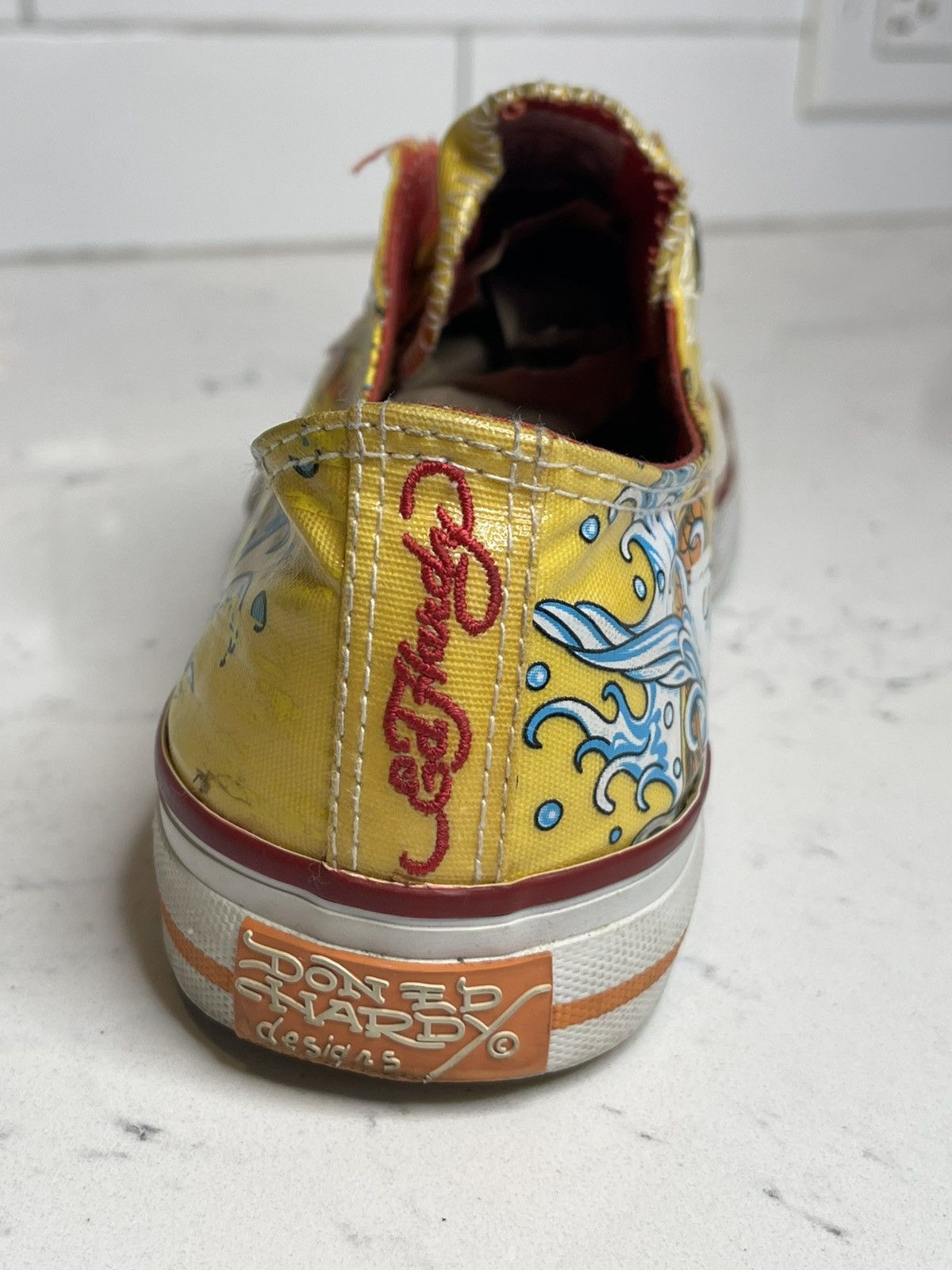 Ed Hardy Y2K Ed Hardy Low Top Sneakers Yellow w Fish Print Logo Sz 9 Size US 9 / IT 39 - 15 Thumbnail