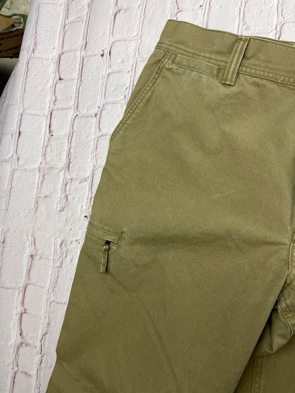 Dockers Men's Dockers Cargo Pants Size 38x32 Khaki Size US 38 / EU 54 - 5 Thumbnail