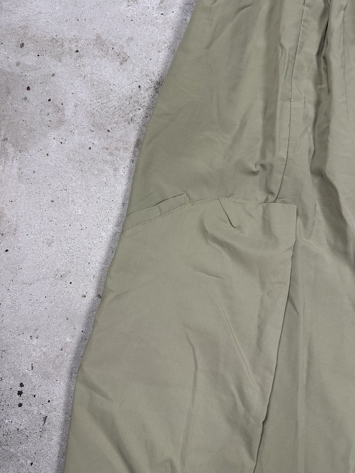 Japanese Brand × Vintage Vintage Y2K Ultra Baggy Cargo Olive Track Pants Loose Size US 33 - 5 Thumbnail